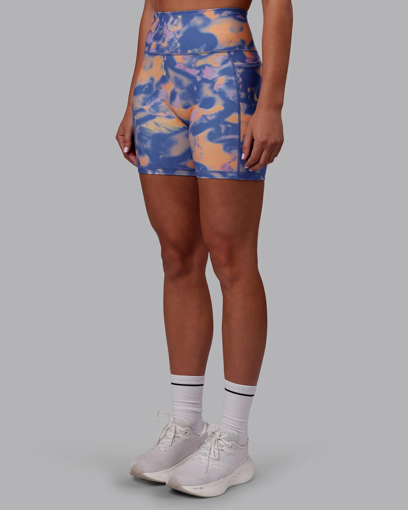 Fusion Ultra High-Rise 6" Short Pockets - Apricot Mist