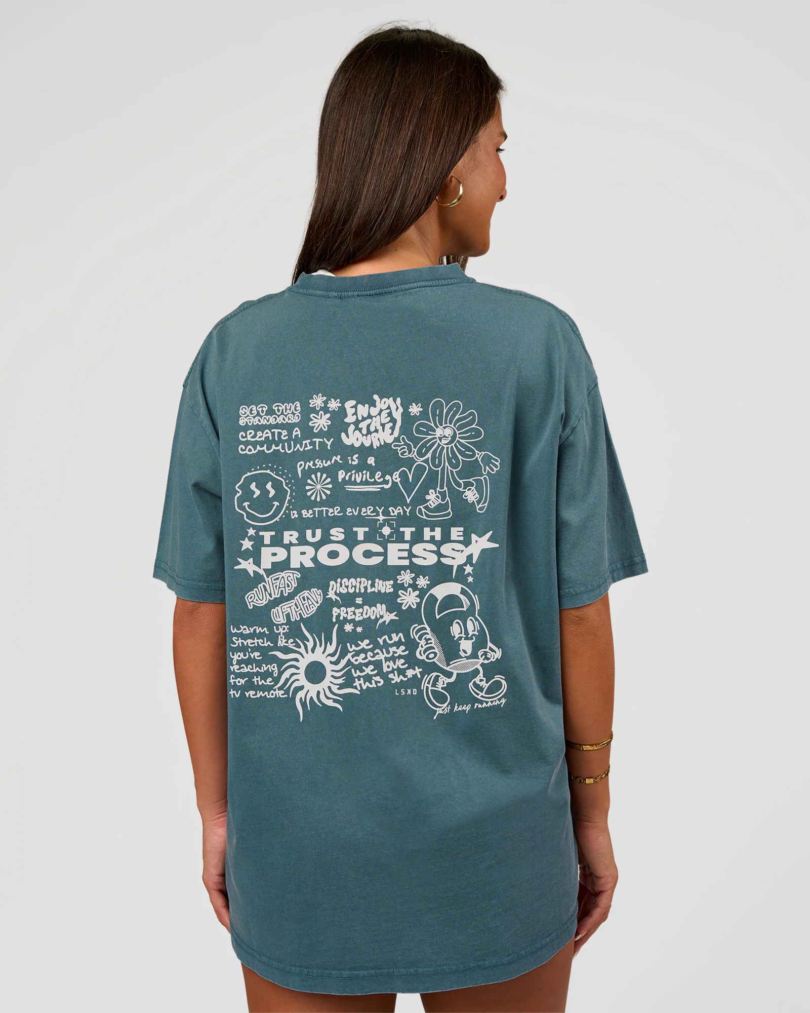 7430-built-on-values-oversized-washed-tee-transformative-teal-washed-white-4.webp Built On Values Oversized Washed Tee - Transformative Teal Washed-White