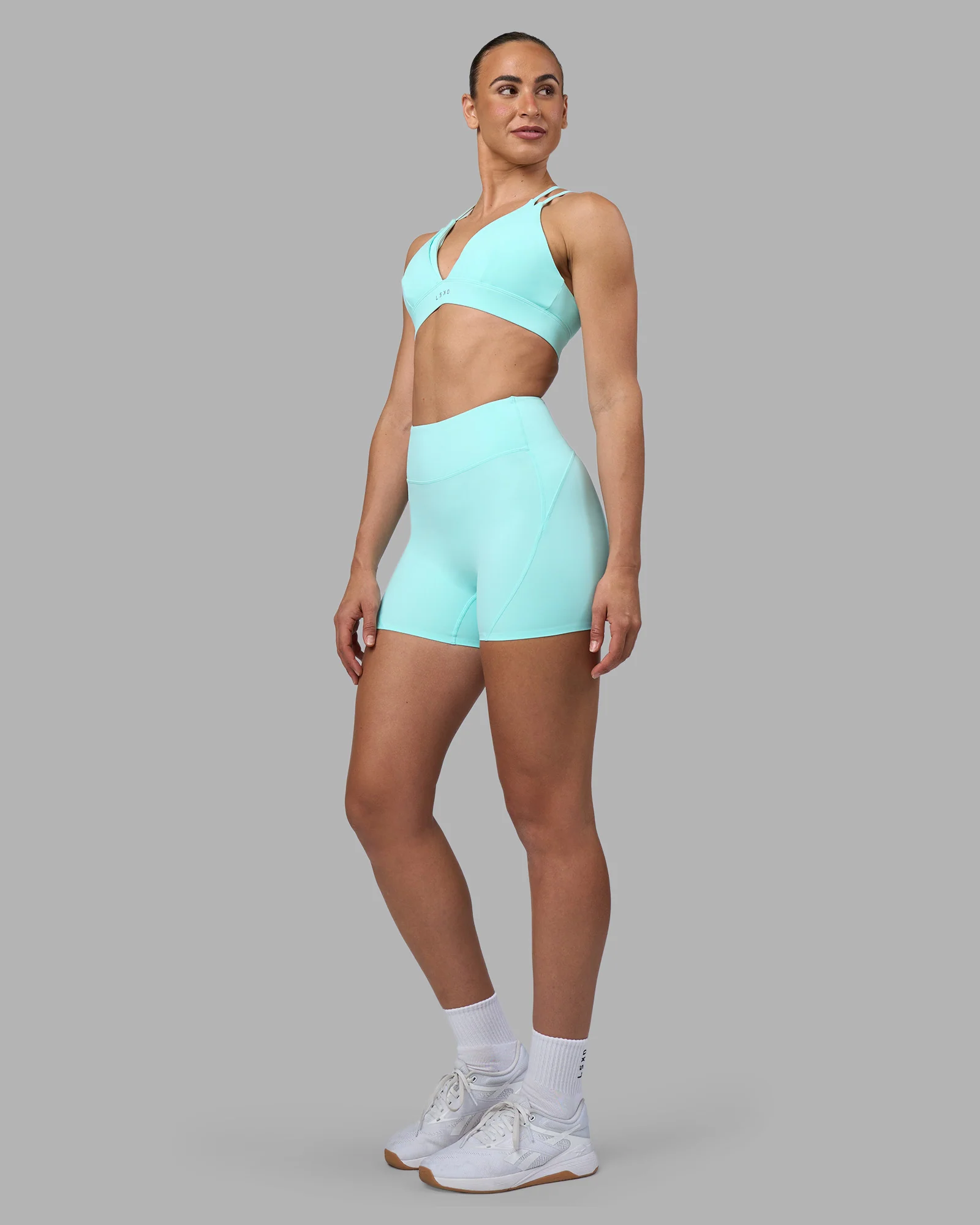 7439-aria-triangle-sports-bra-island-paradise-5.webp Aria Triangle Sports Bra - Island Paradise