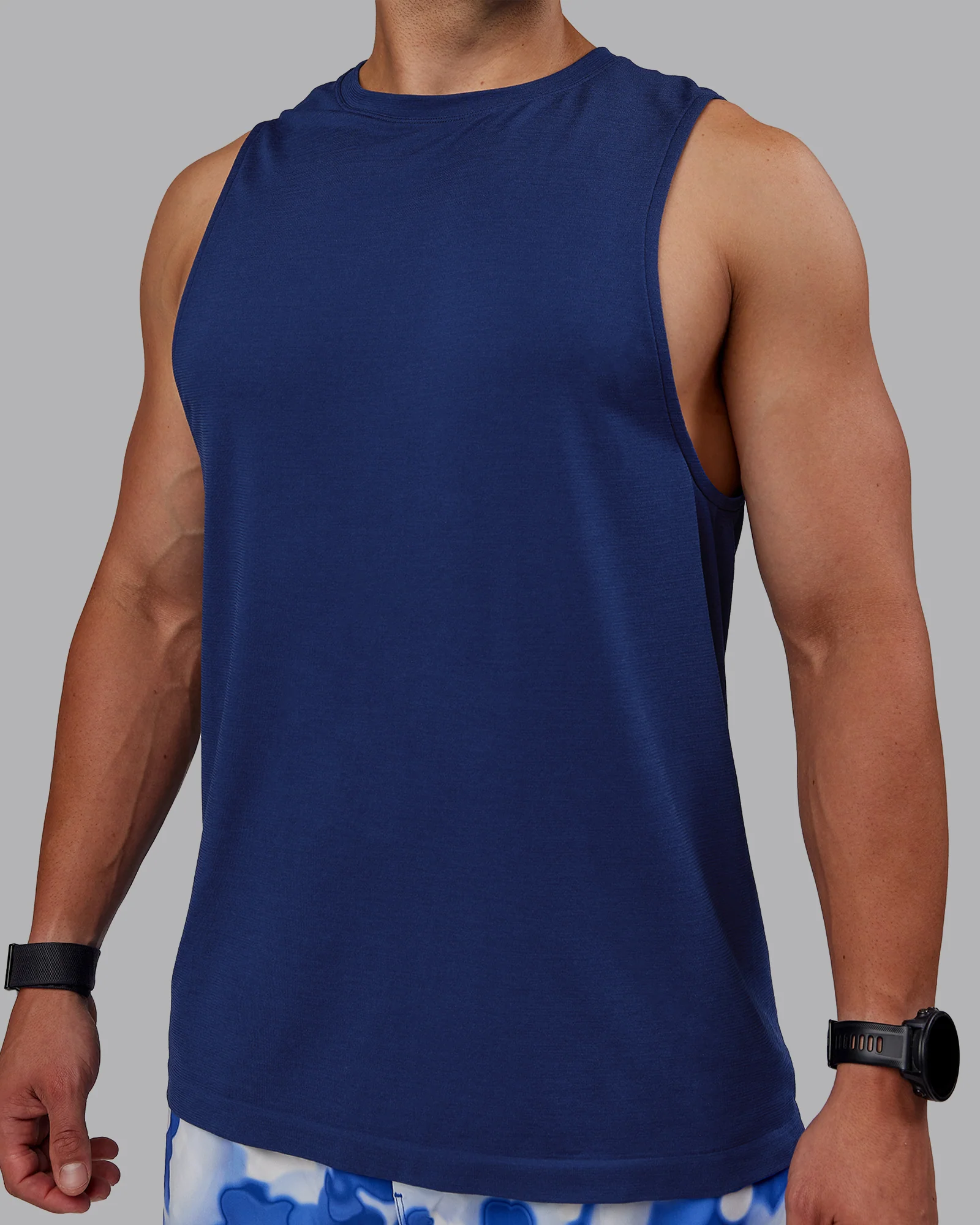 7493-aeroflx-seamless-muscle-tank-midnight-blue-midnight-blue-4.webp AeroFLX+ Seamless Muscle Tank - Midnight Blue/Midnight Blue