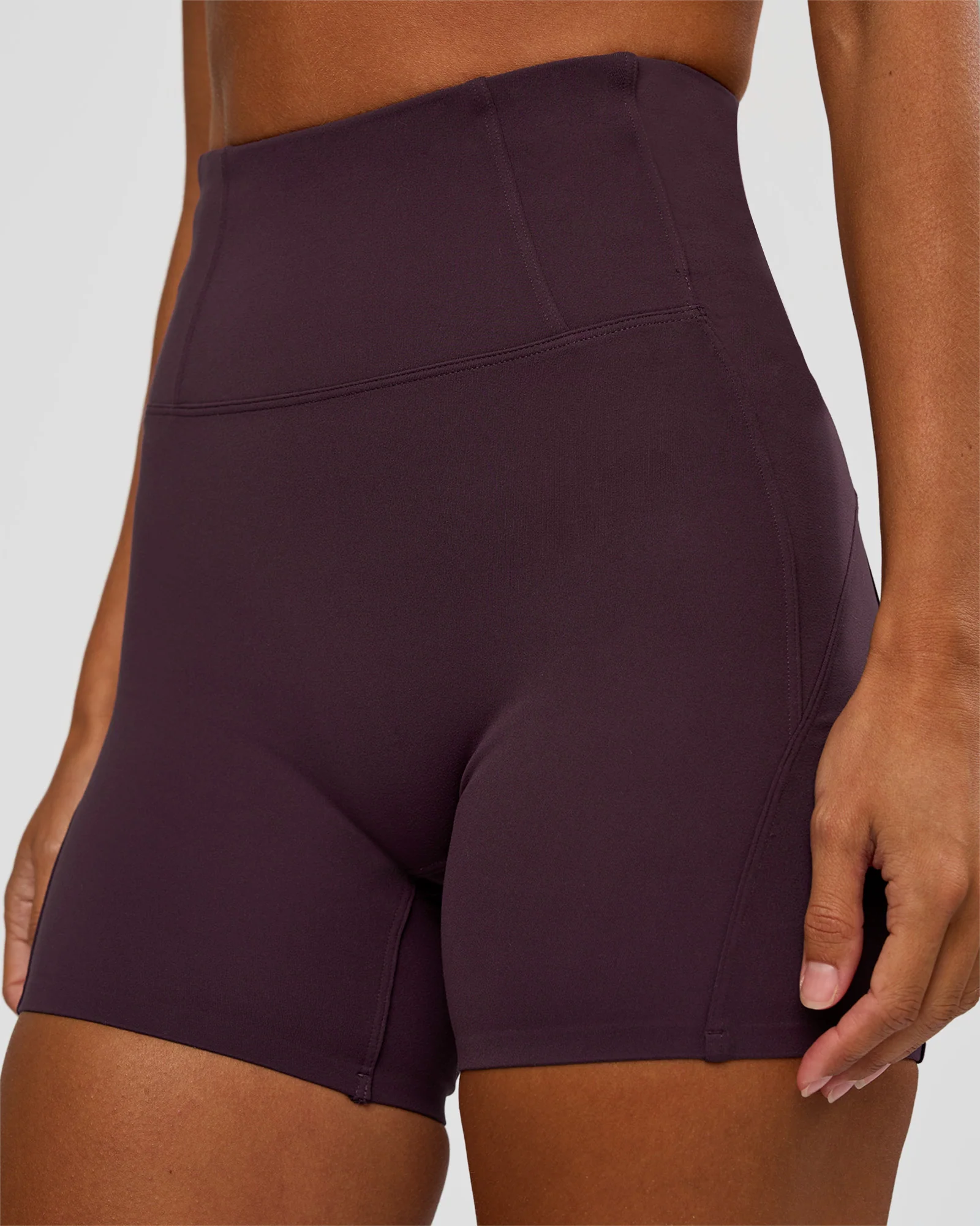 7537-progression-ultra-high-rise-4-short-midnight-plum-7.webp Progression Ultra High-Rise 4" Short - Midnight Plum