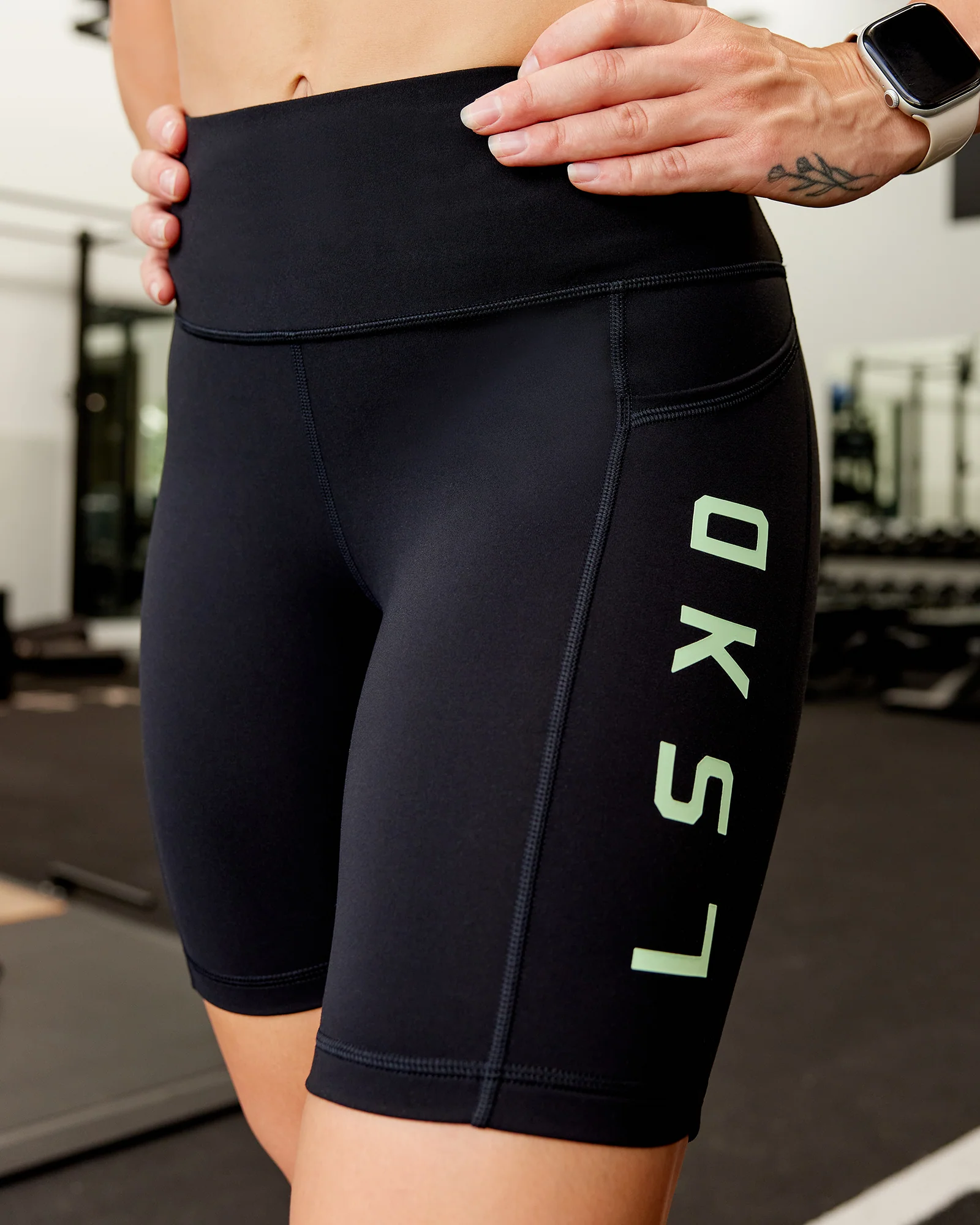 Rep Ultra High-Rise 9" Short Pockets - Black-Surreal Green