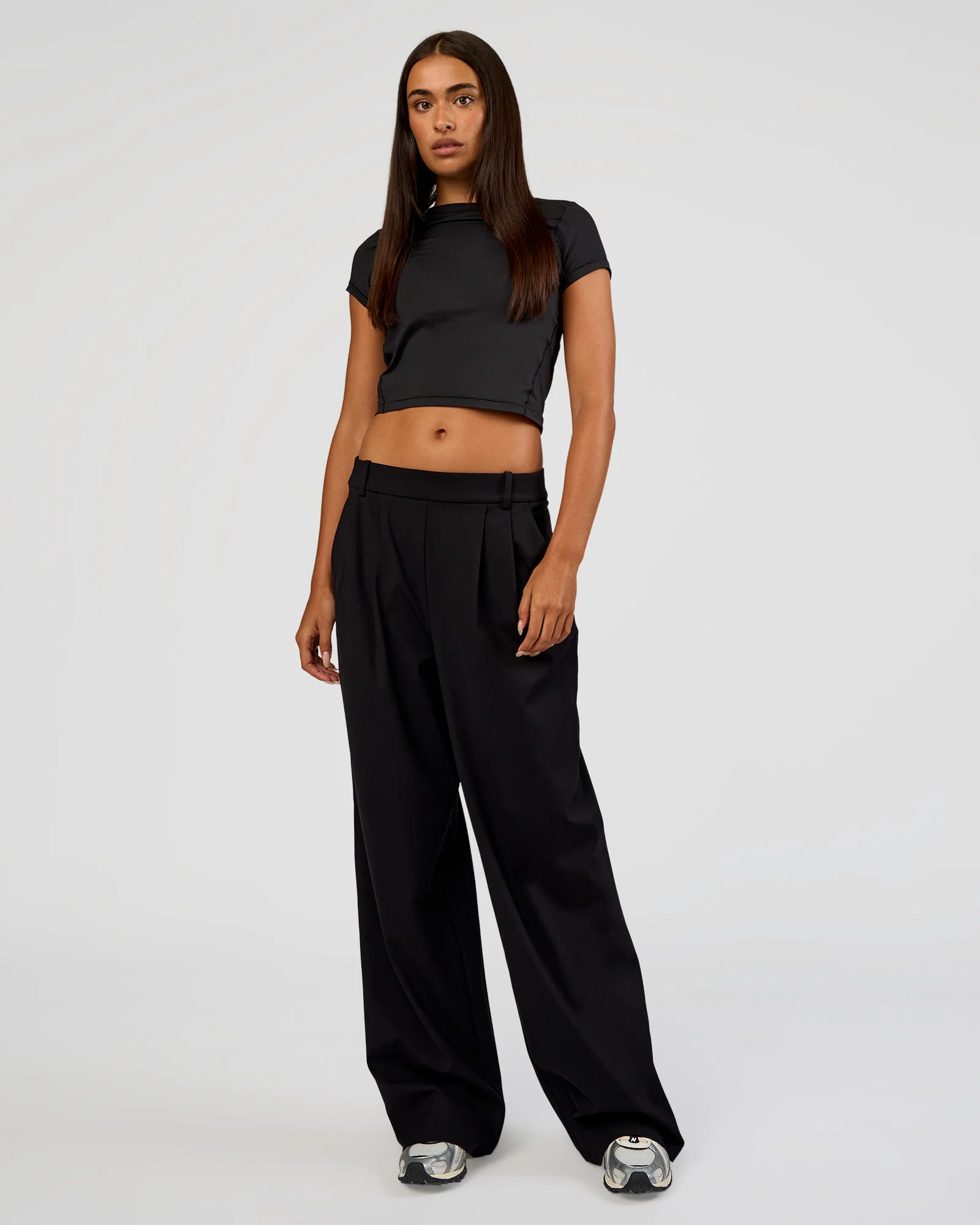 7653-all-day-short-sleeve-tee-black-2.webp All Day Short Sleeve Tee - Black