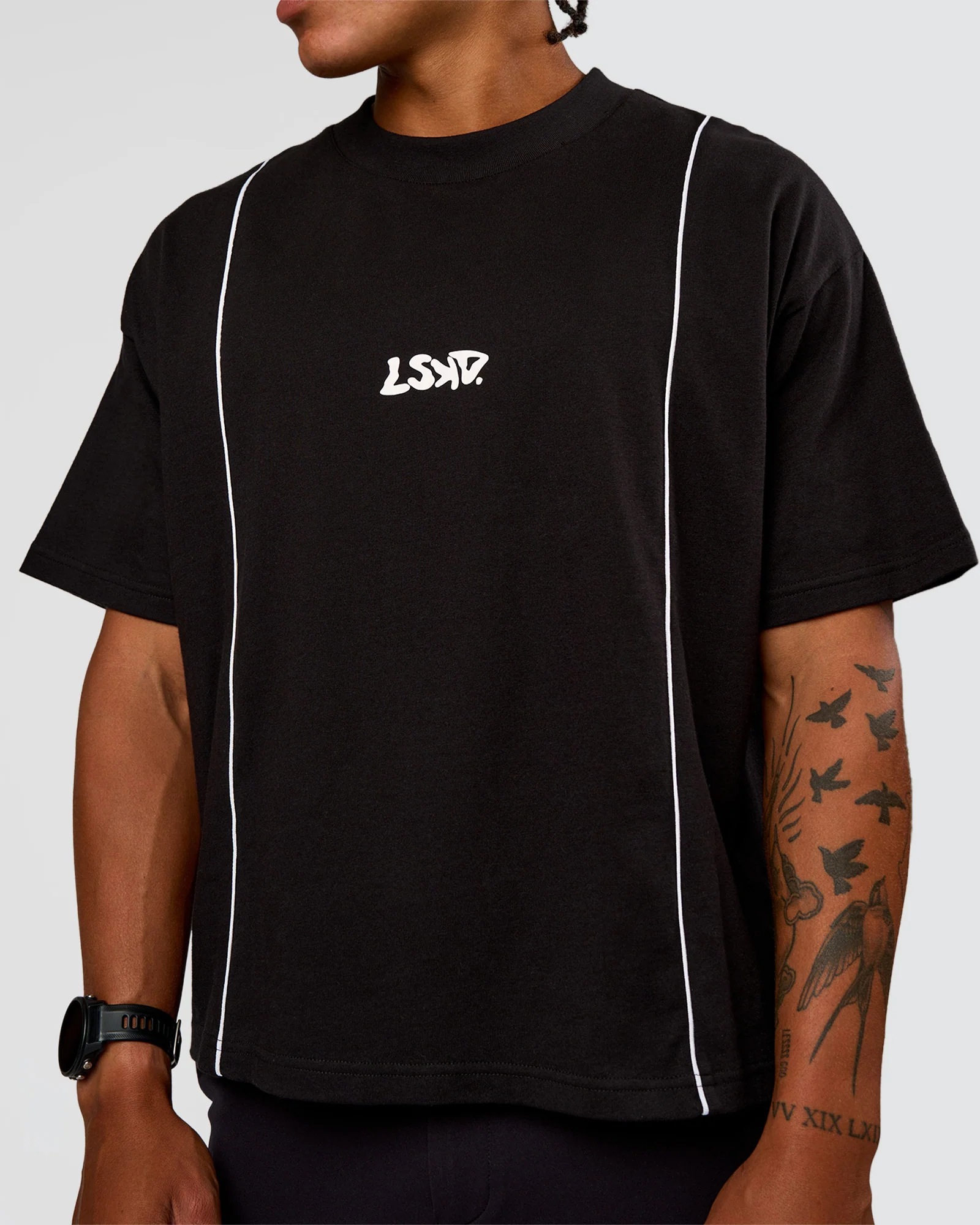 7662-axis-heavyweight-oversized-boxed-tee-black-white-9.webp Axis Heavyweight Oversized Boxed Tee - Black-White