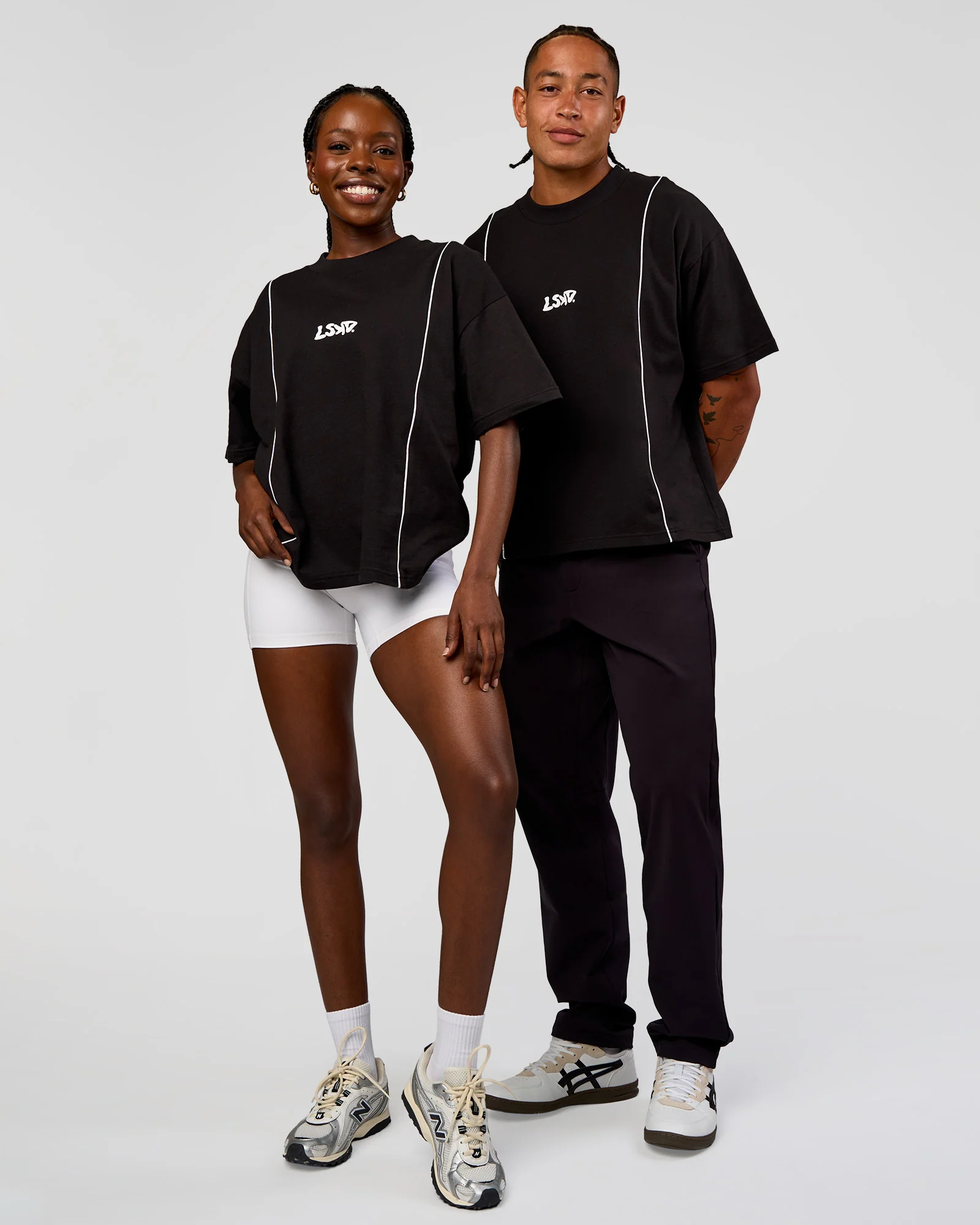 7663-black-white-2xs-black-white-2xs-variation-1.webp Axis Heavyweight Oversized Boxed Tee - Black-White
