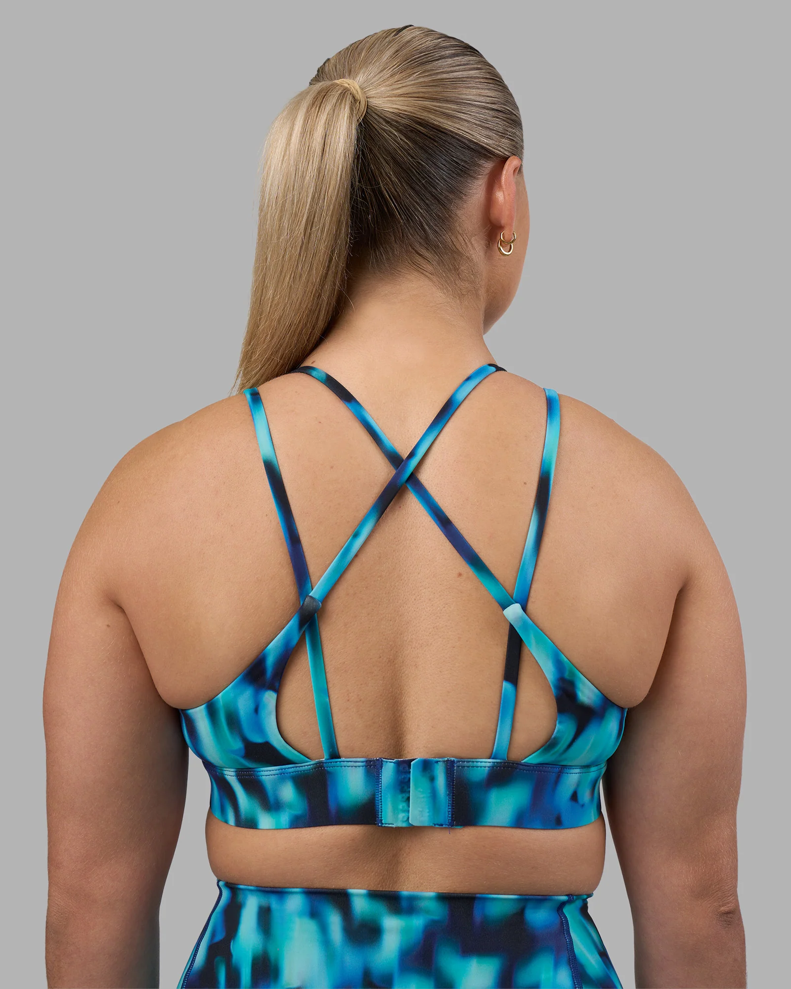 7706-aria-triangle-sports-bra-luminous-2.webp Aria Triangle Sports Bra - Luminous