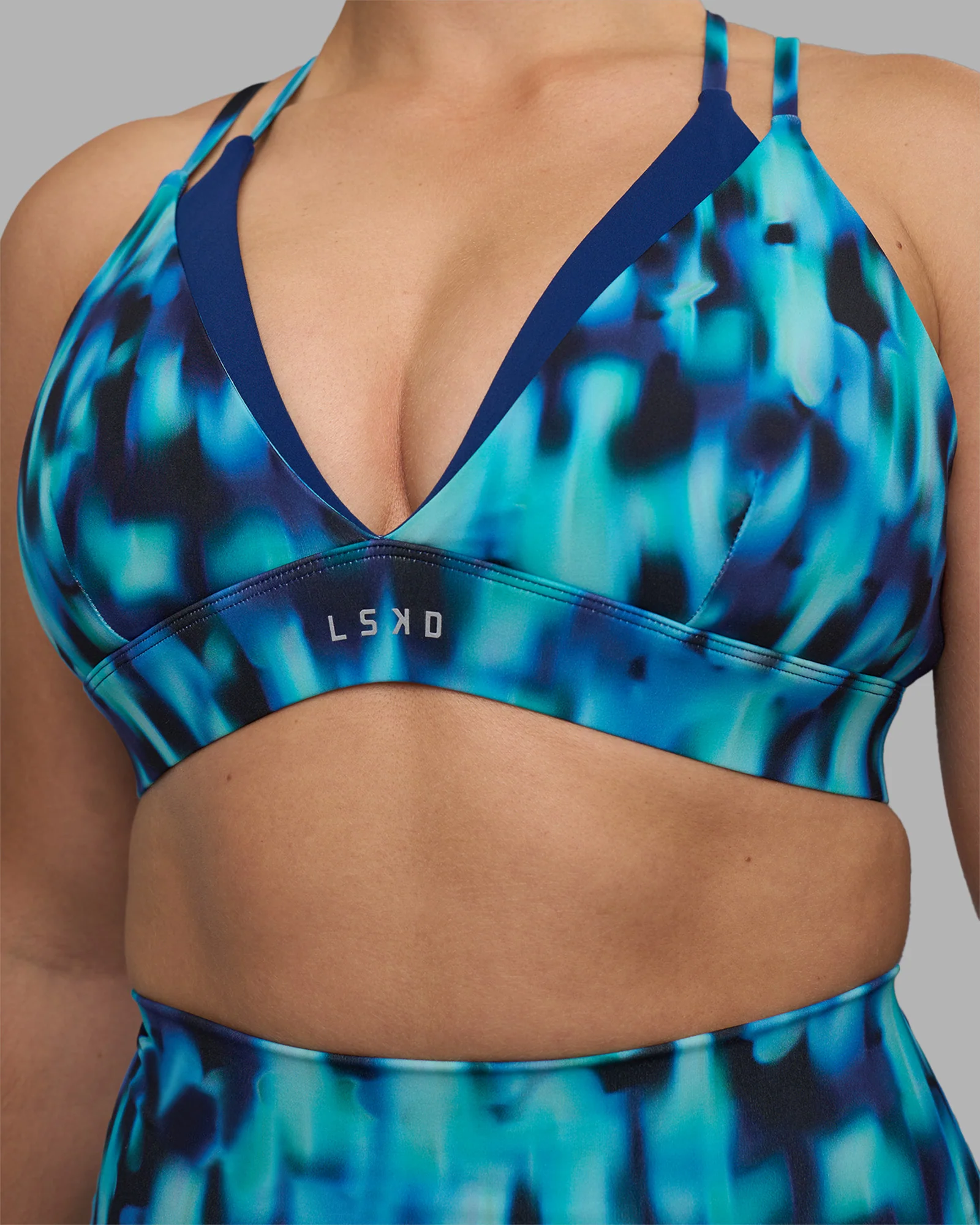 7706-aria-triangle-sports-bra-luminous-6.webp Aria Triangle Sports Bra - Luminous