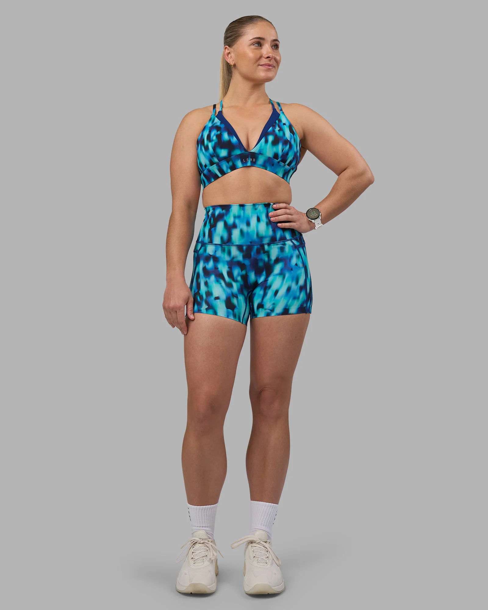 7706-aria-triangle-sports-bra-luminous-7.webp Aria Triangle Sports Bra - Luminous