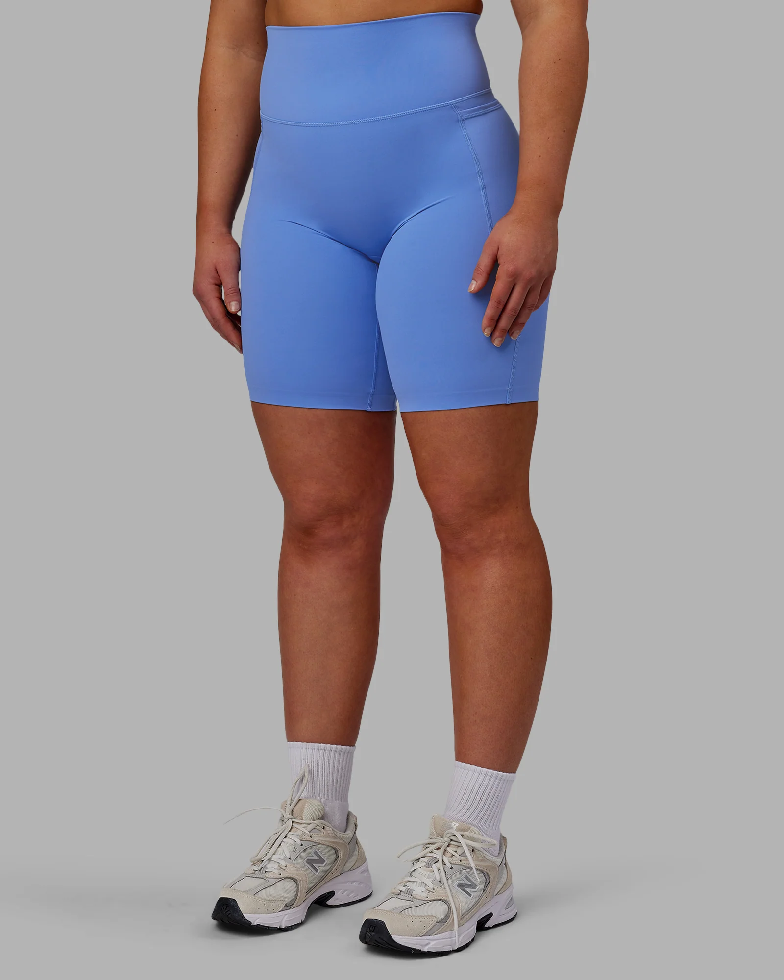 7715-elixir-ultra-high-rise-9-short-pockets-ultramarine-3.webp Elixir Ultra High-Rise 9" Short Pockets - Ultramarine