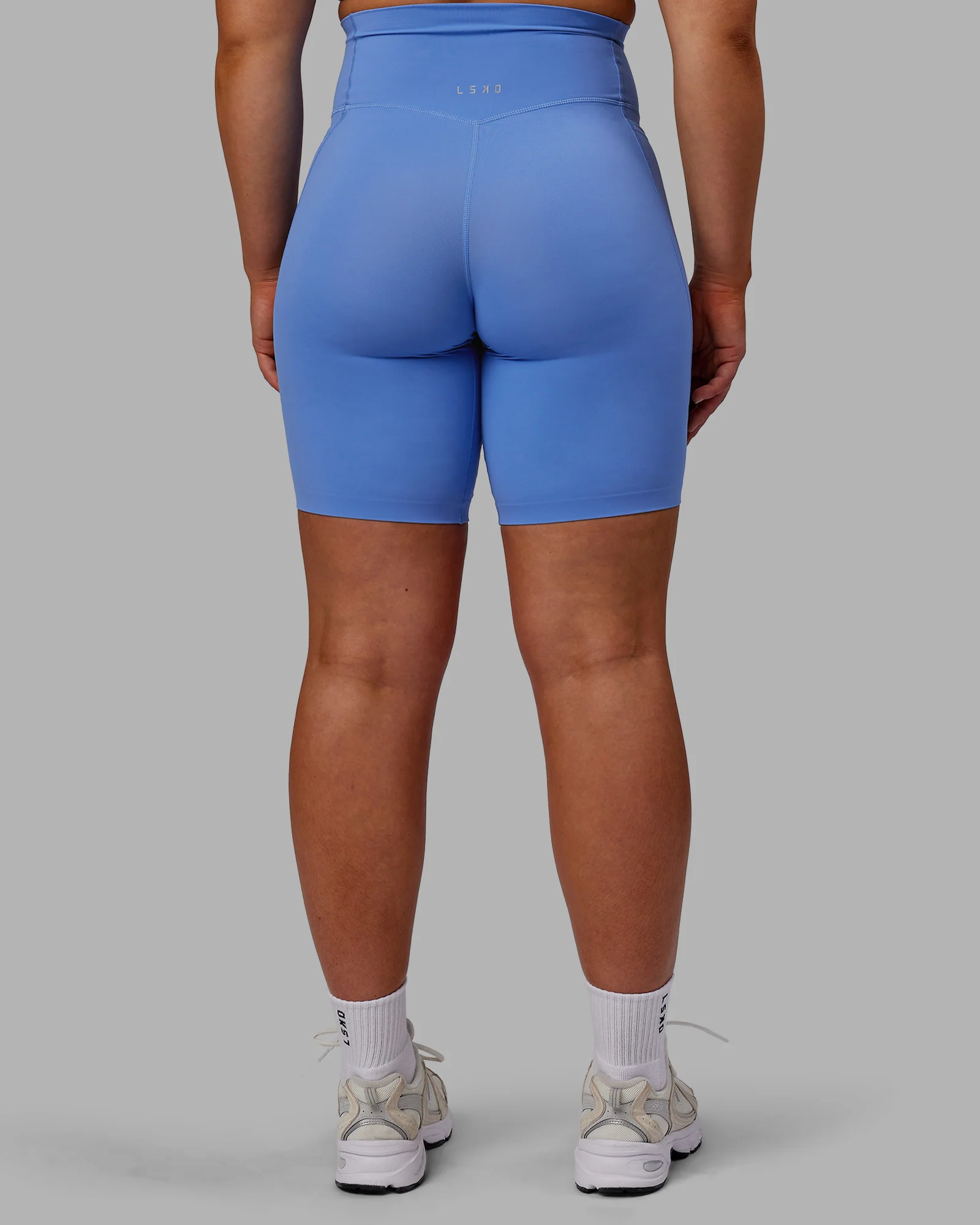 7715-elixir-ultra-high-rise-9-short-pockets-ultramarine-4.webp Elixir Ultra High-Rise 9" Short Pockets - Ultramarine