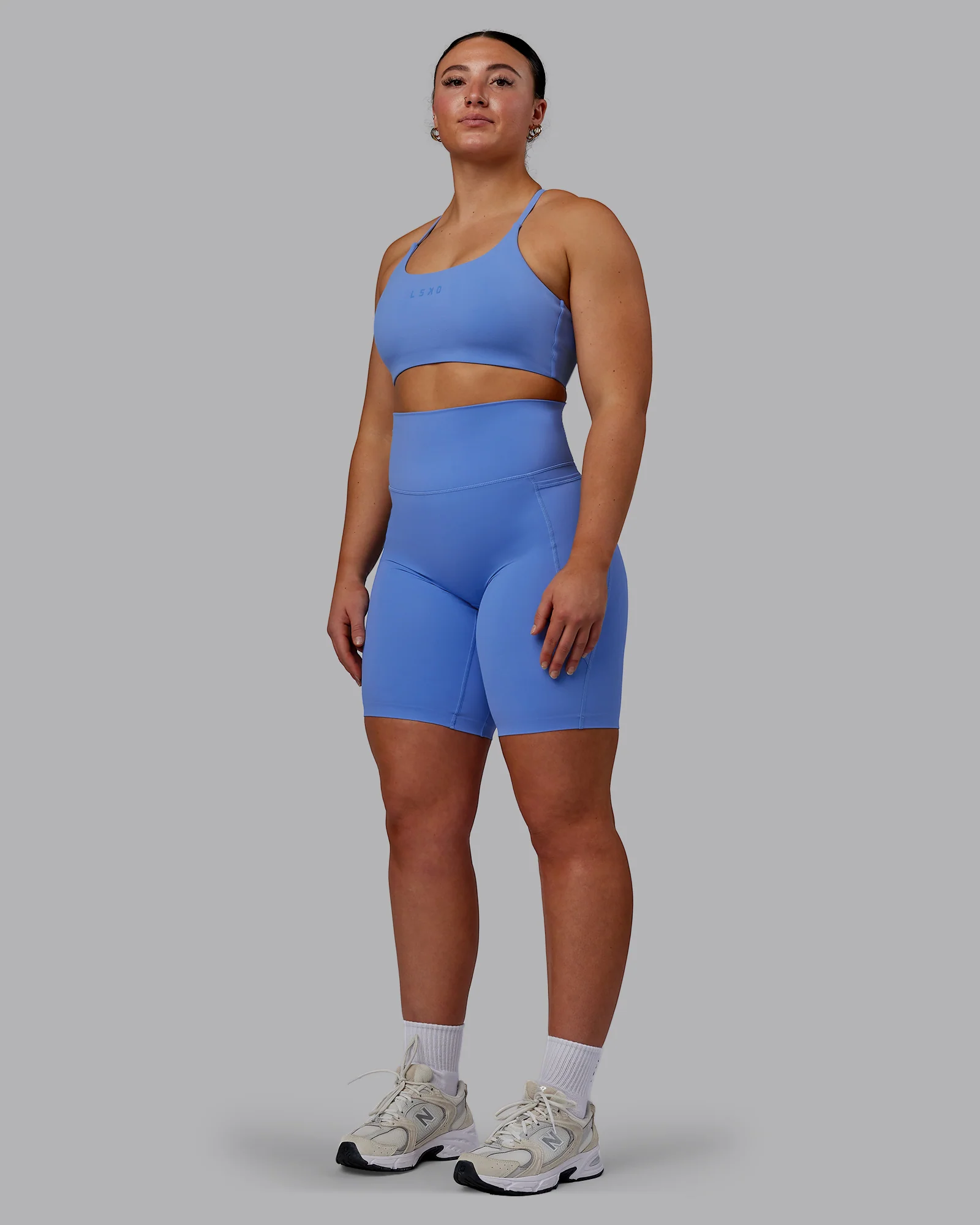 7715-elixir-ultra-high-rise-9-short-pockets-ultramarine-6.webp Elixir Ultra High-Rise 9" Short Pockets - Ultramarine
