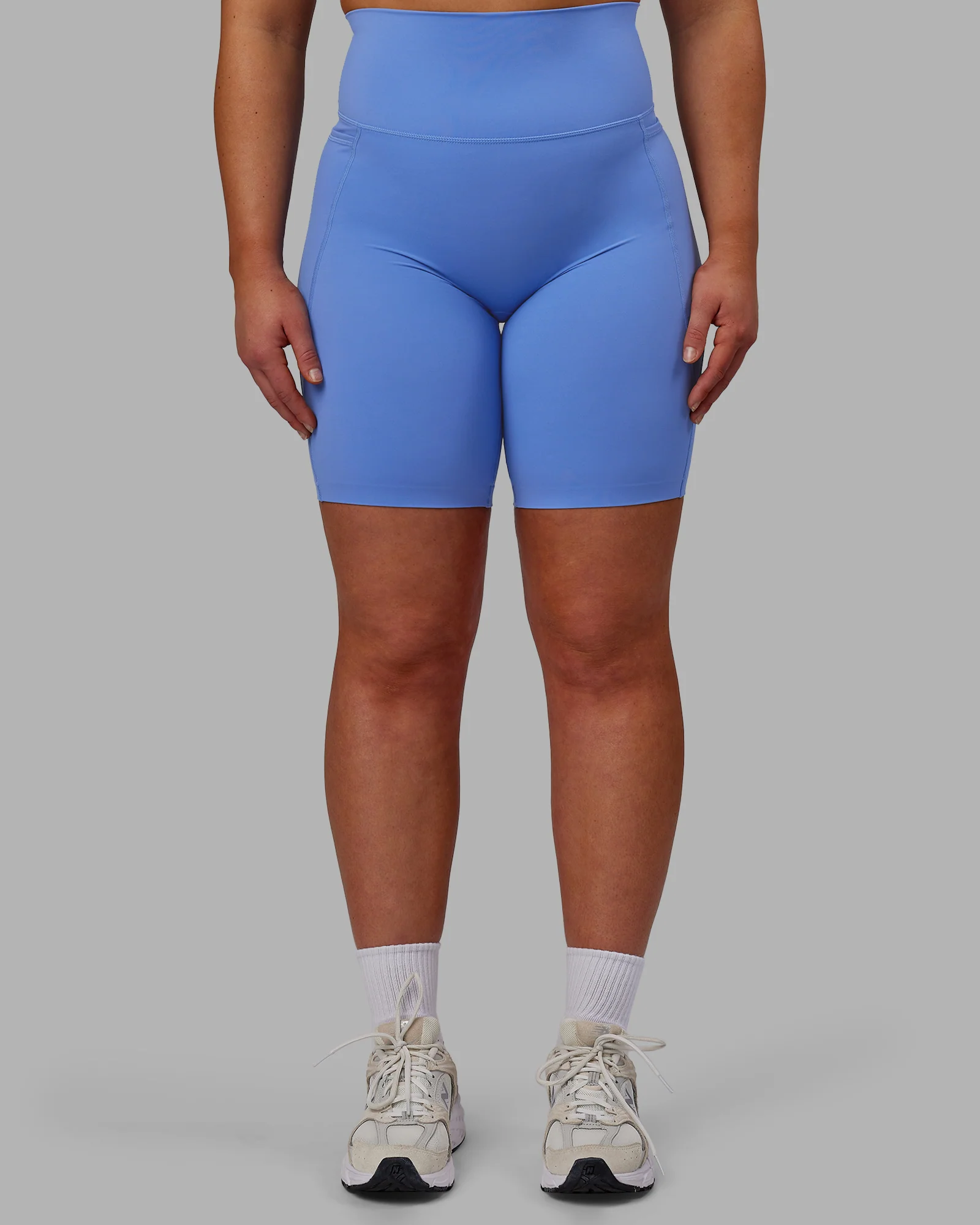 7715-elixir-ultra-high-rise-9-short-pockets-ultramarine-7.webp Elixir Ultra High-Rise 9" Short Pockets - Ultramarine