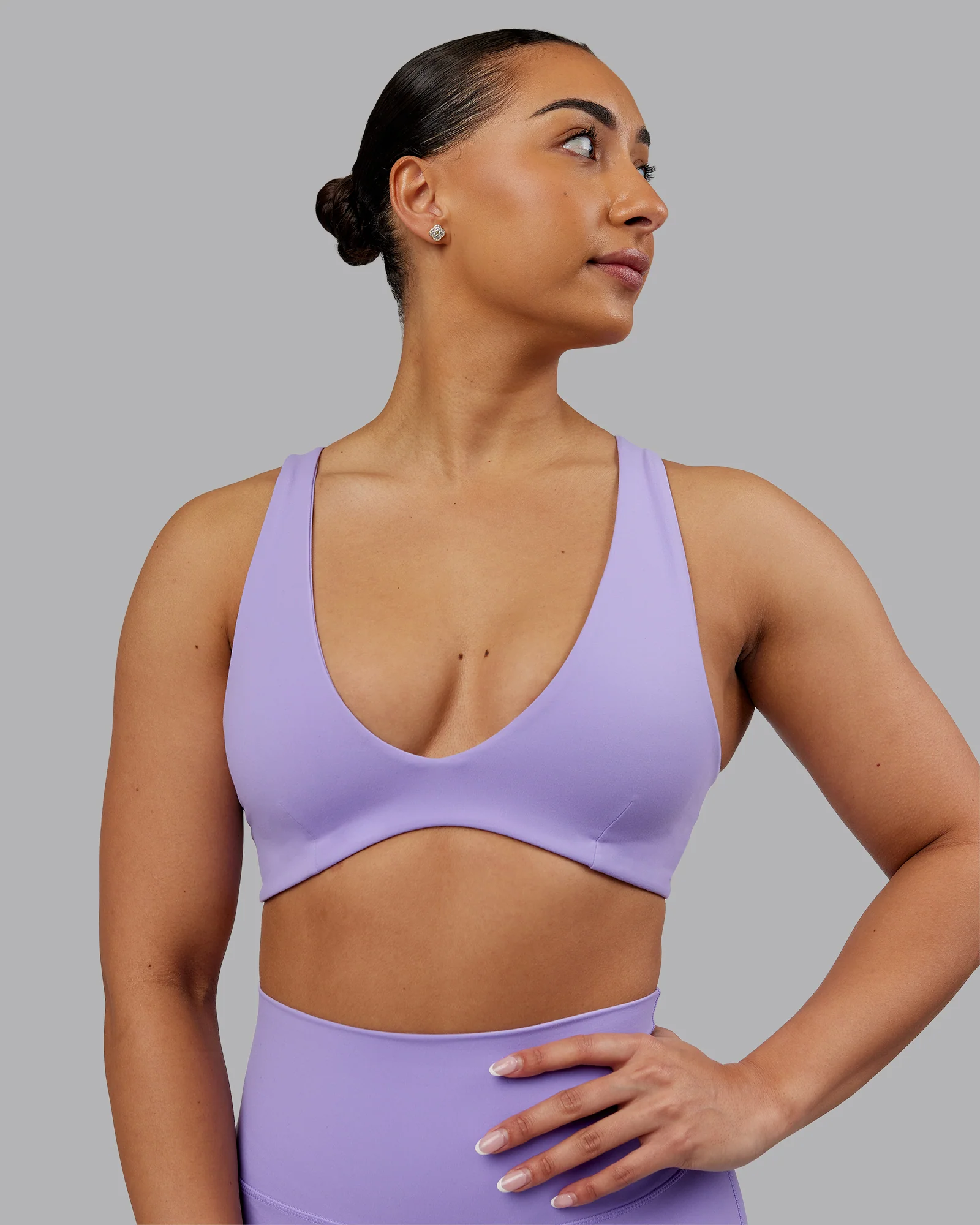 7724-reform-sports-bra-violet-ray-1.webp Reform Sports Bra - Violet Ray