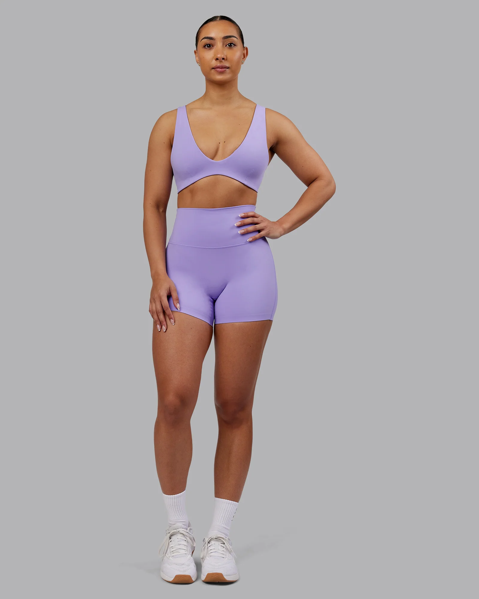7724-reform-sports-bra-violet-ray-4.webp Reform Sports Bra - Violet Ray