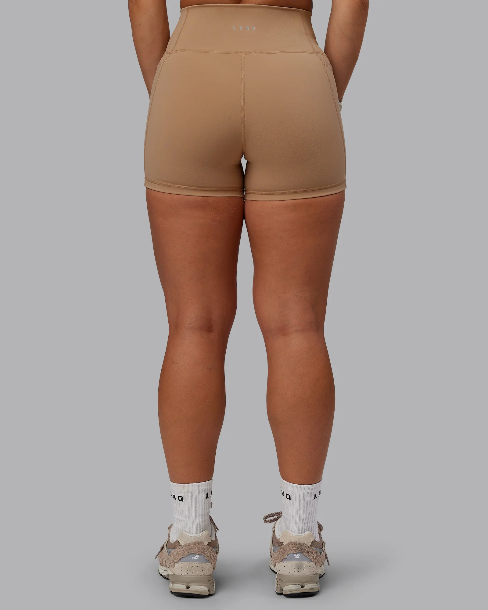 Fusion Ultra High-Rise 4" Short Pockets - Warm Smoke