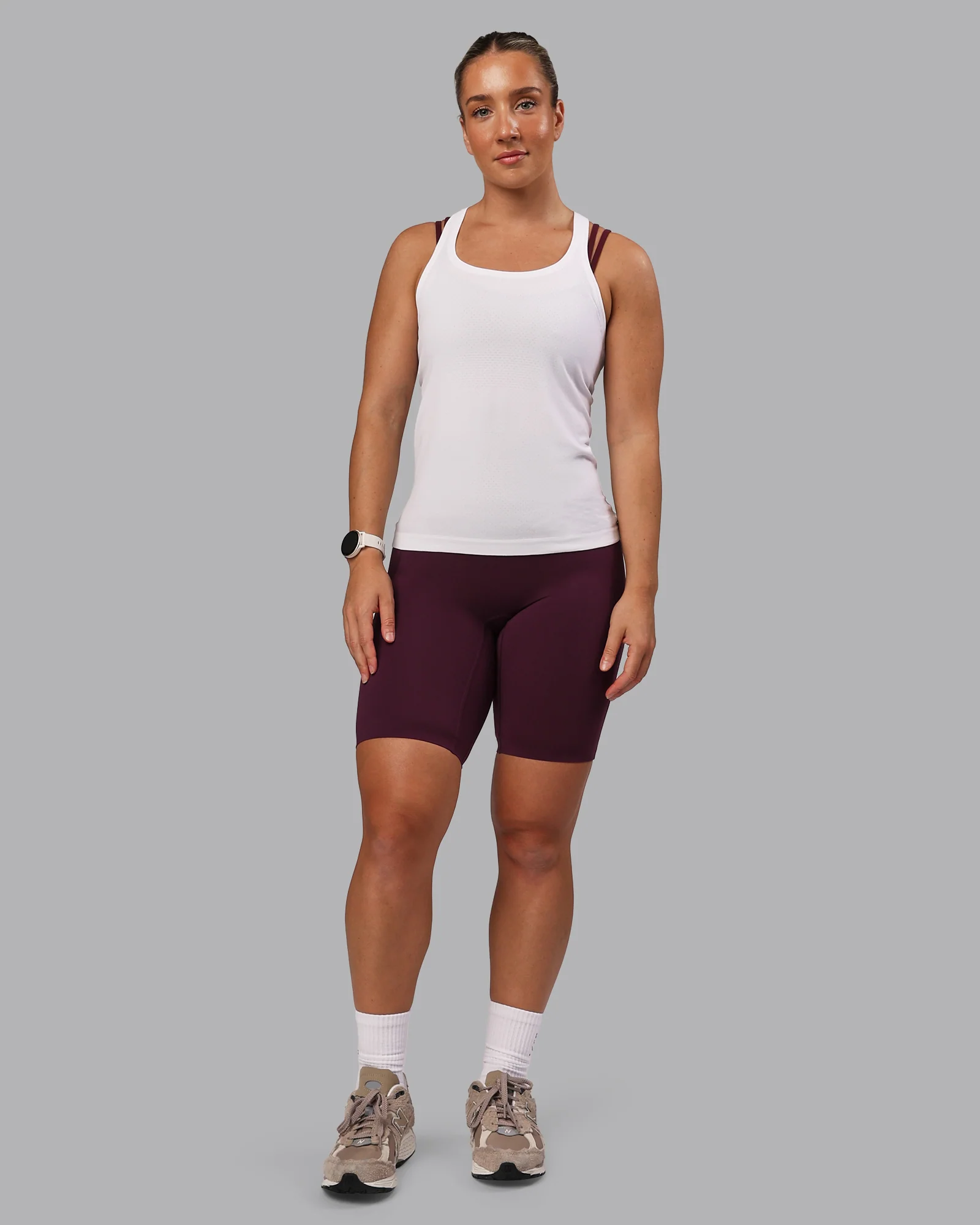 Elixir Ultra High-Rise 9" Short Pockets - Cherry Lacquer