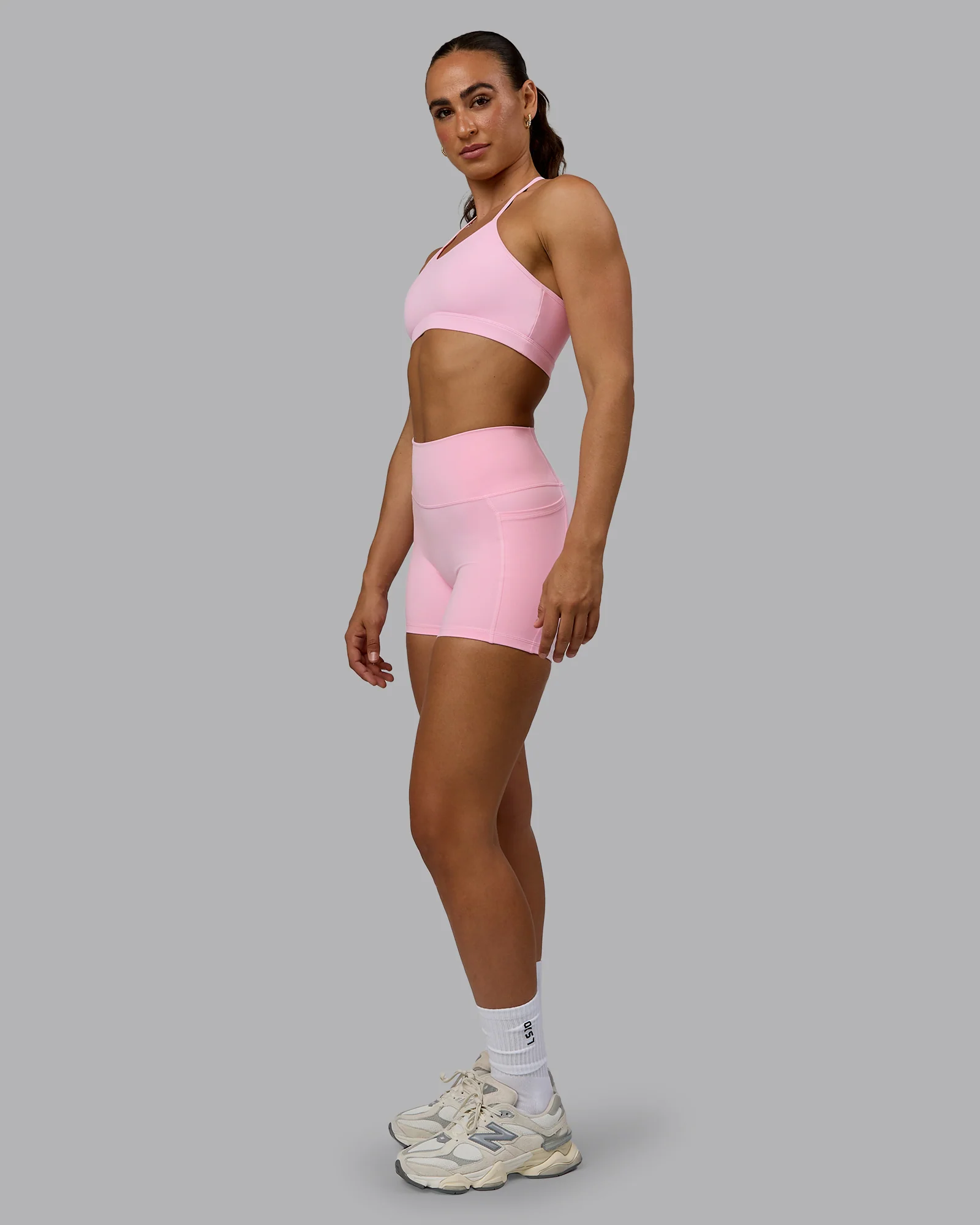 Fusion Ultra High-Rise 4" Short Pockets - Pale Pink