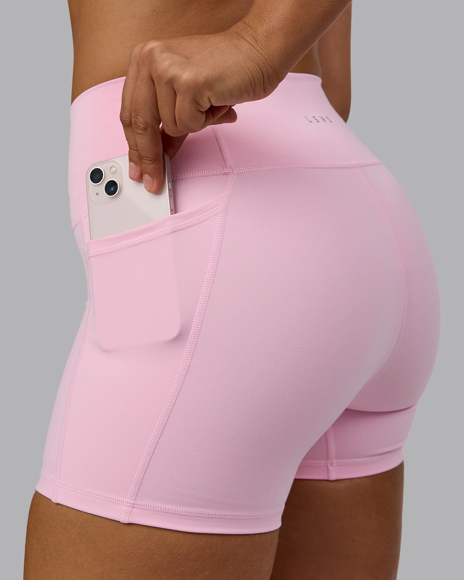 Fusion Ultra High-Rise 4" Short Pockets - Pale Pink