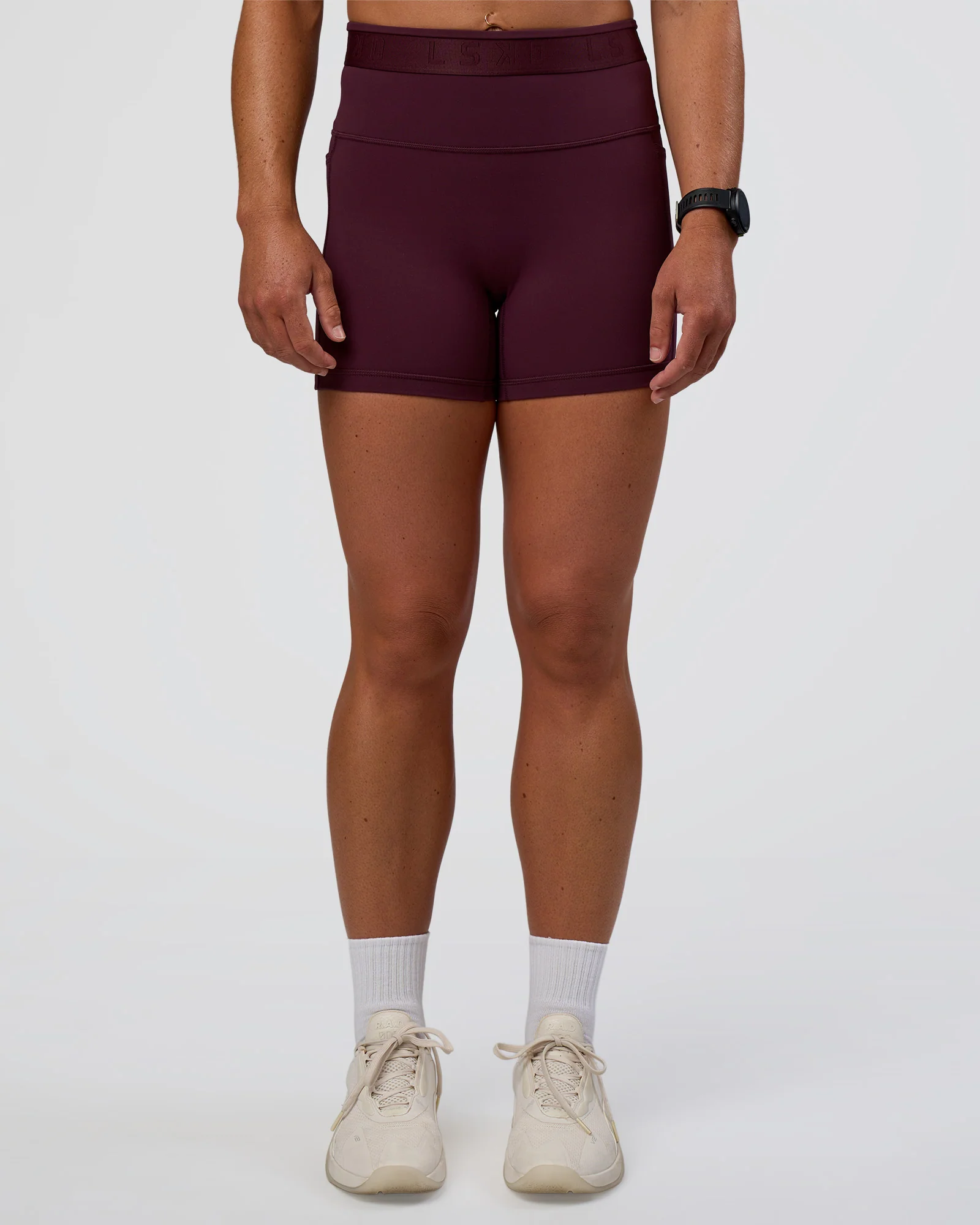 7956-fusion-jacquard-high-rise-4-short-pockets-cherry-lacquer-6.webp Fusion Jacquard High-Rise 4” Short Pockets - Cherry Lacquer