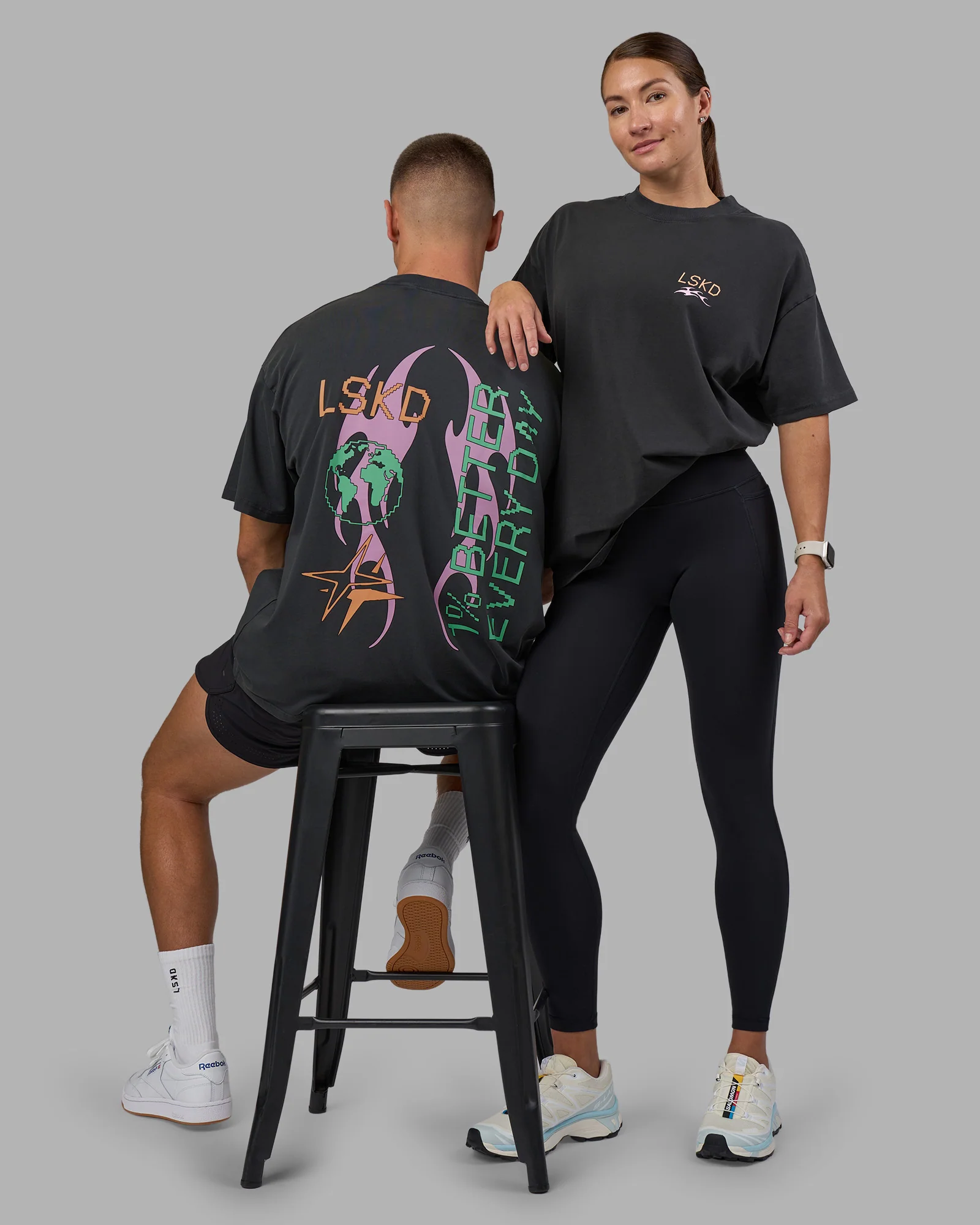 8097-digital-world-heavyweight-flxcotton-oversized-tee-washed-black-1.webp Digital World Heavyweight FLXCotton Oversized Tee - Washed Black