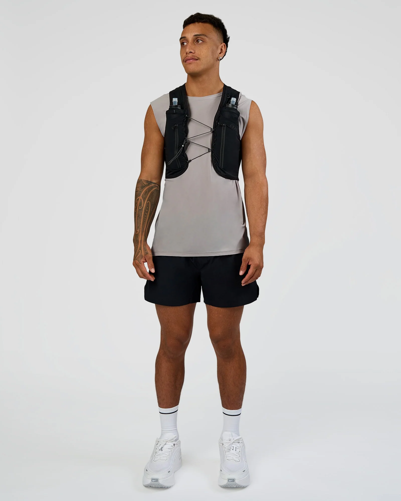 81-pace-running-vest-black-reflective-16.webp Pace Running Vest - Black-Reflective