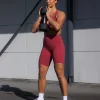 8106-fusion-ultra-high-rise-9-short-pockets-claret-3.webp Fusion Ultra High-Rise 9" Short Pockets - Claret