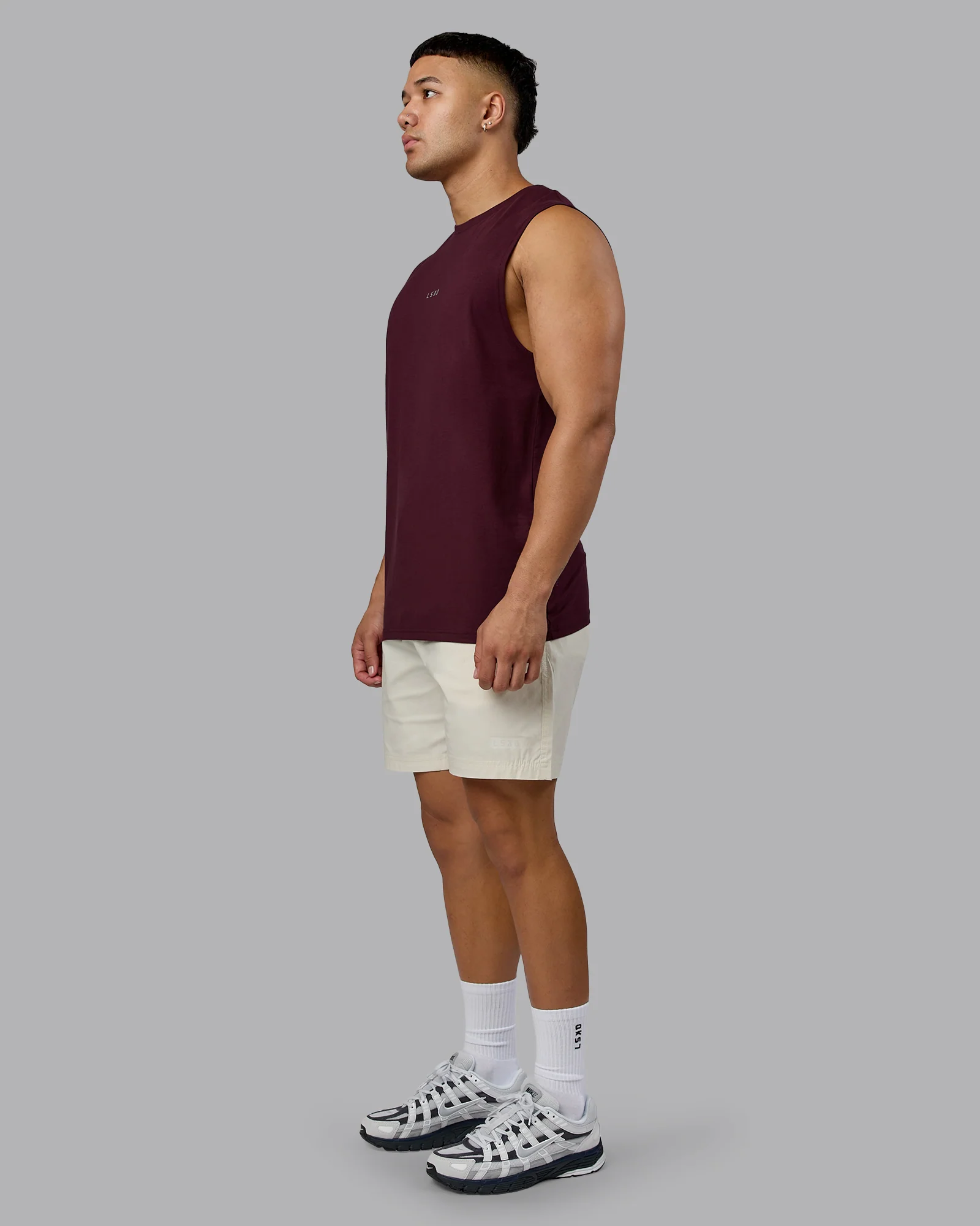 813-base-flxcotton-tank-cherry-lacquer-2.webp Base FLXCotton Tank - Cherry Lacquer