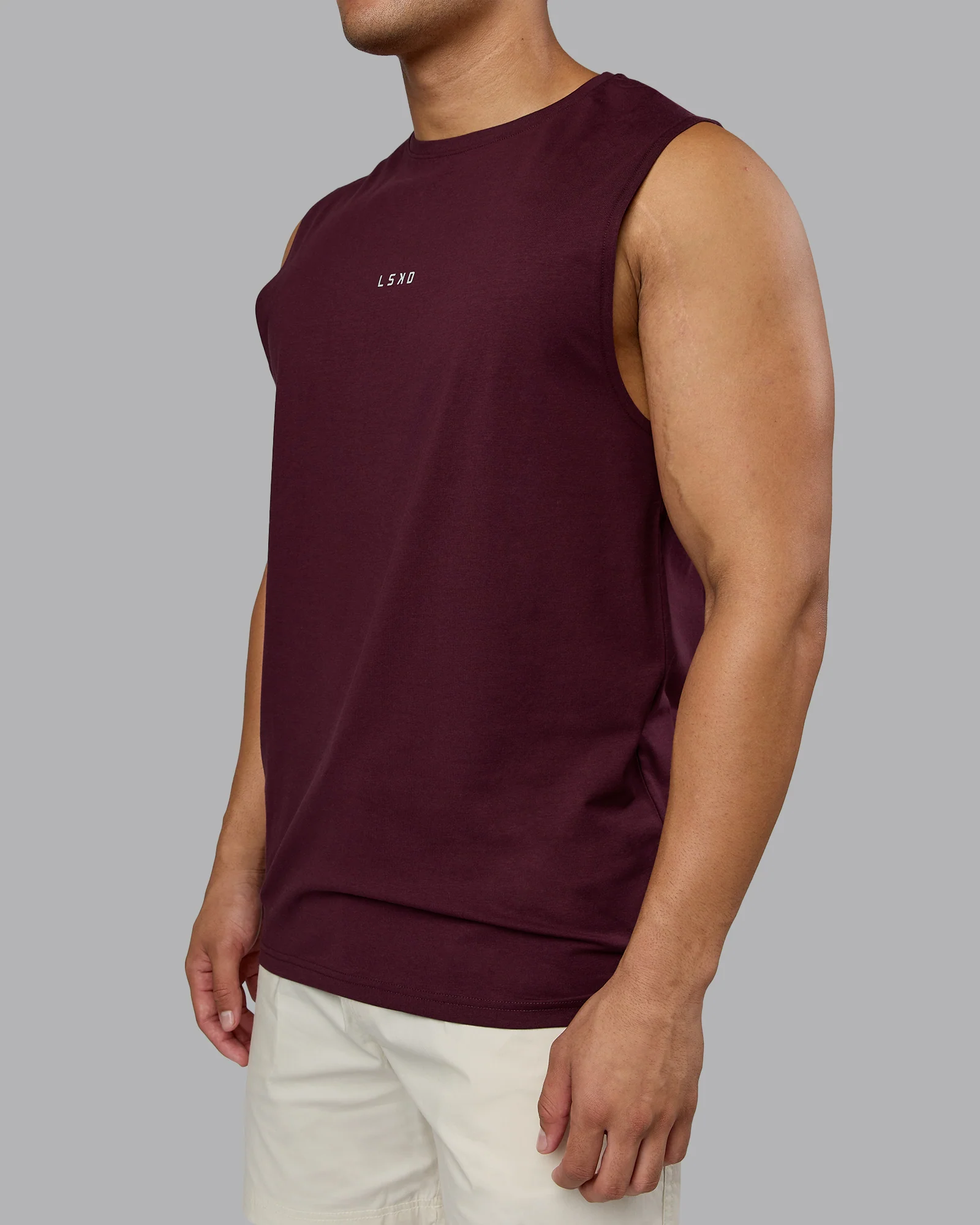 813-base-flxcotton-tank-cherry-lacquer-4.webp Base FLXCotton Tank - Cherry Lacquer