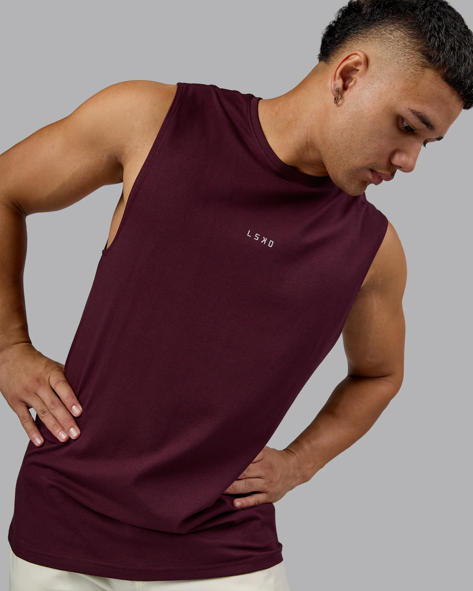 813-base-flxcotton-tank-cherry-lacquer-6.webp Base FLXCotton Tank - Cherry Lacquer