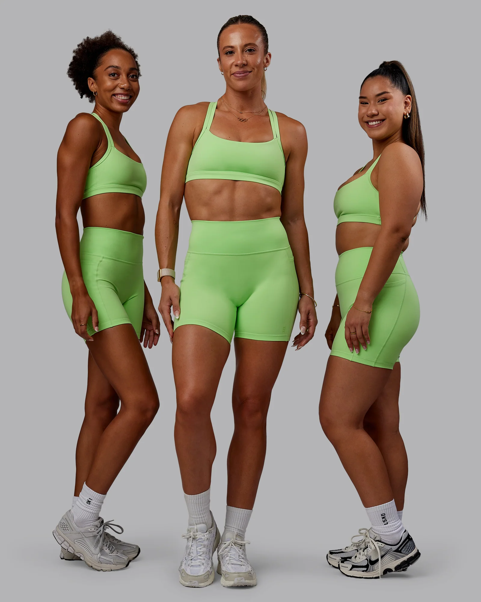 8152-bree-masters-fusion-ultra-high-rise-6-short-pockets-pastel-lime-1.webp Bree Masters Fusion Ultra High-Rise 6" Short Pockets - Pastel Lime