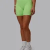 8152-bree-masters-fusion-ultra-high-rise-6-short-pockets-pastel-lime-2.webp Bree Masters Fusion Ultra High-Rise 6" Short Pockets - Pastel Lime
