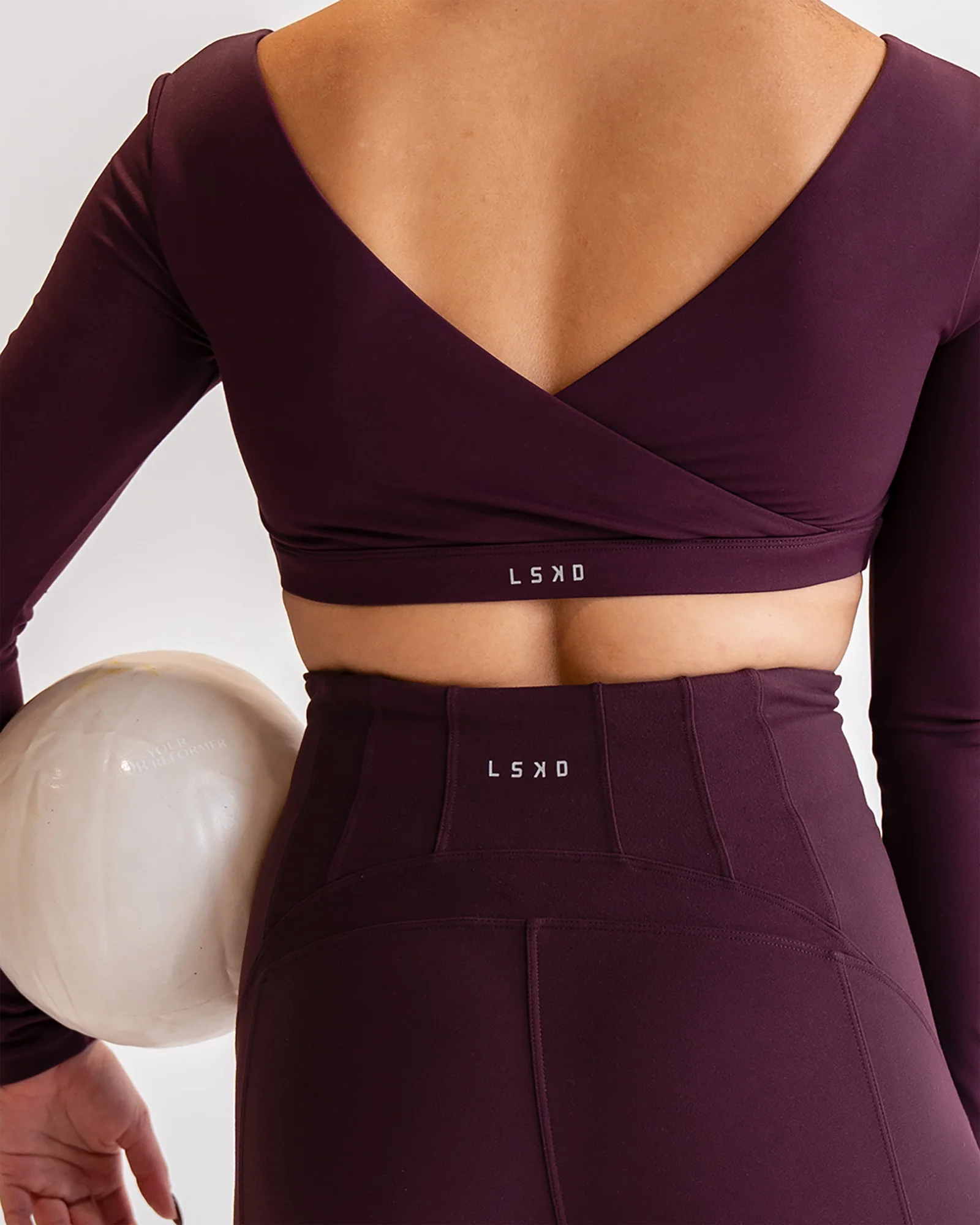 8161-aria-long-sleeve-sports-bra-cherry-lacquer-2.webp Aria Long Sleeve Sports Bra - Cherry Lacquer