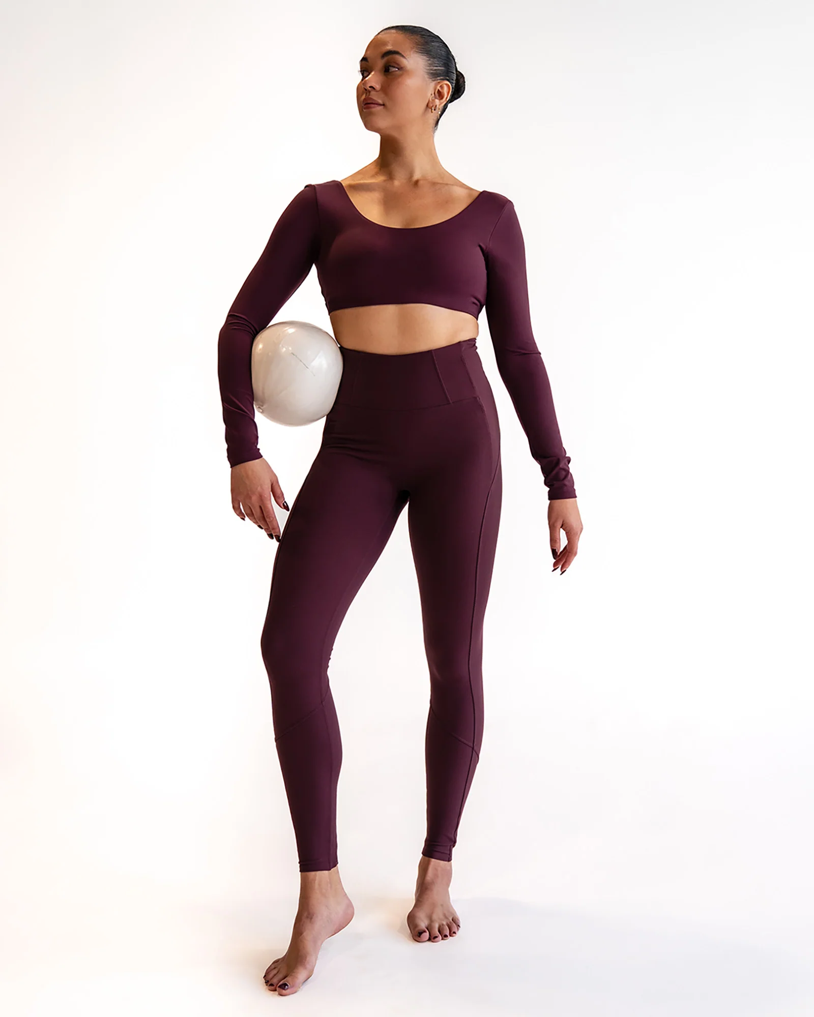 8161-aria-long-sleeve-sports-bra-cherry-lacquer-3.webp Aria Long Sleeve Sports Bra - Cherry Lacquer