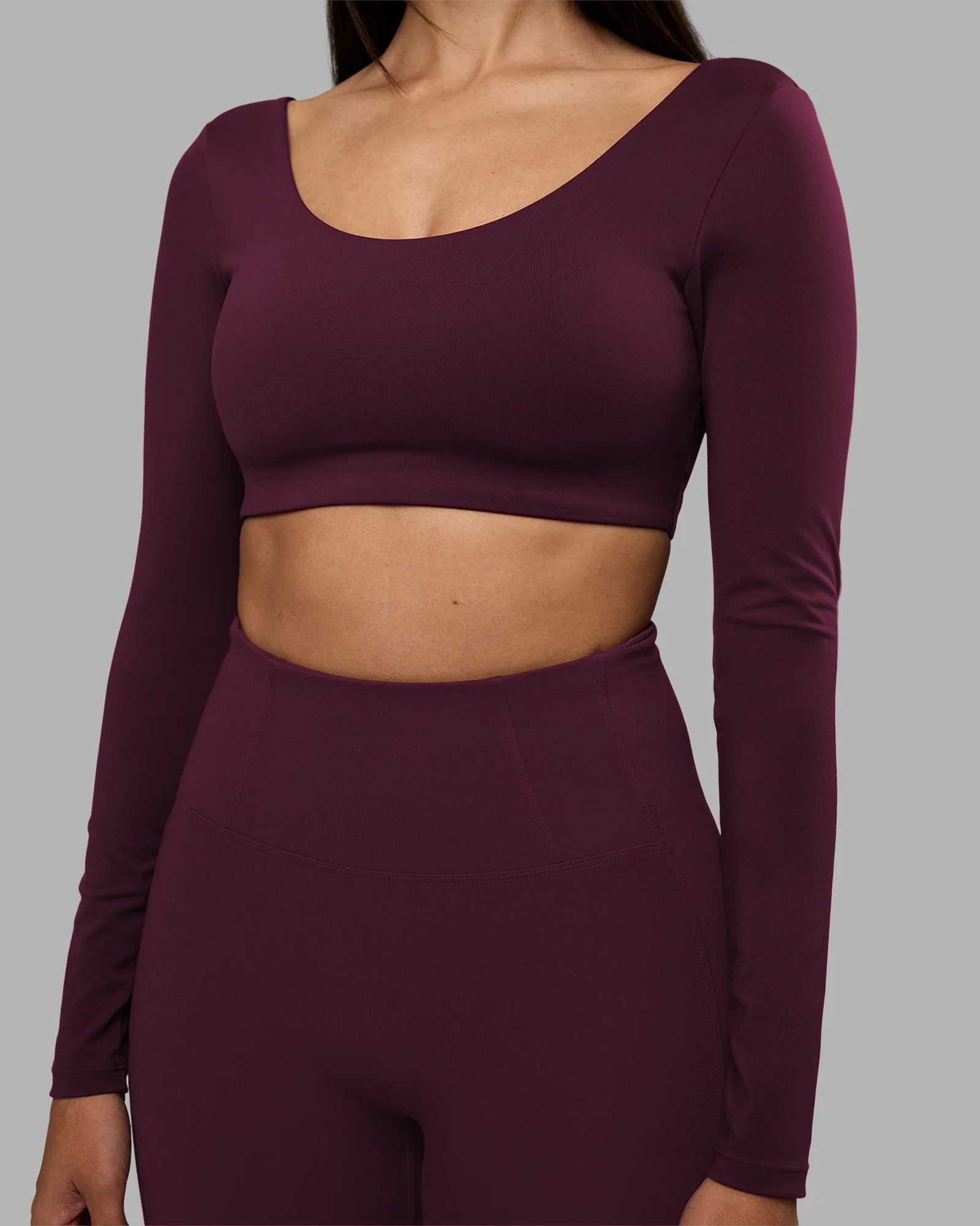 8161-aria-long-sleeve-sports-bra-cherry-lacquer-7.webp Aria Long Sleeve Sports Bra - Cherry Lacquer