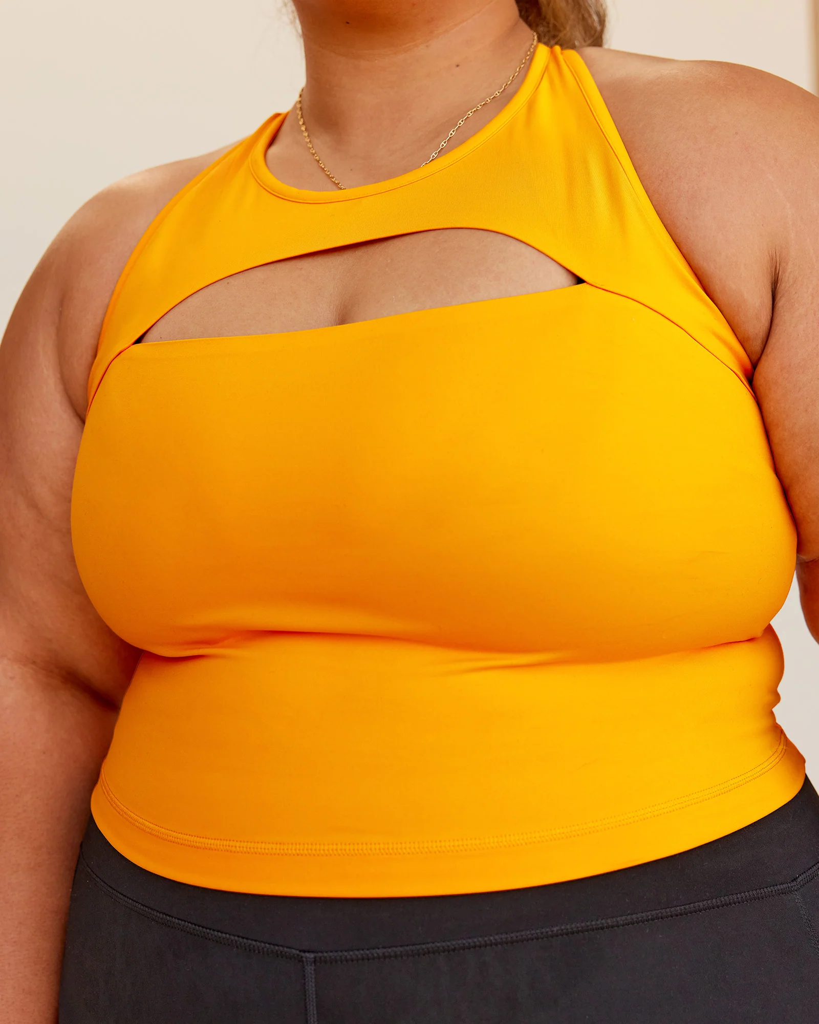 8186-be-bold-performance-tank-zinnia-3.webp Be Bold Performance Tank - Zinnia
