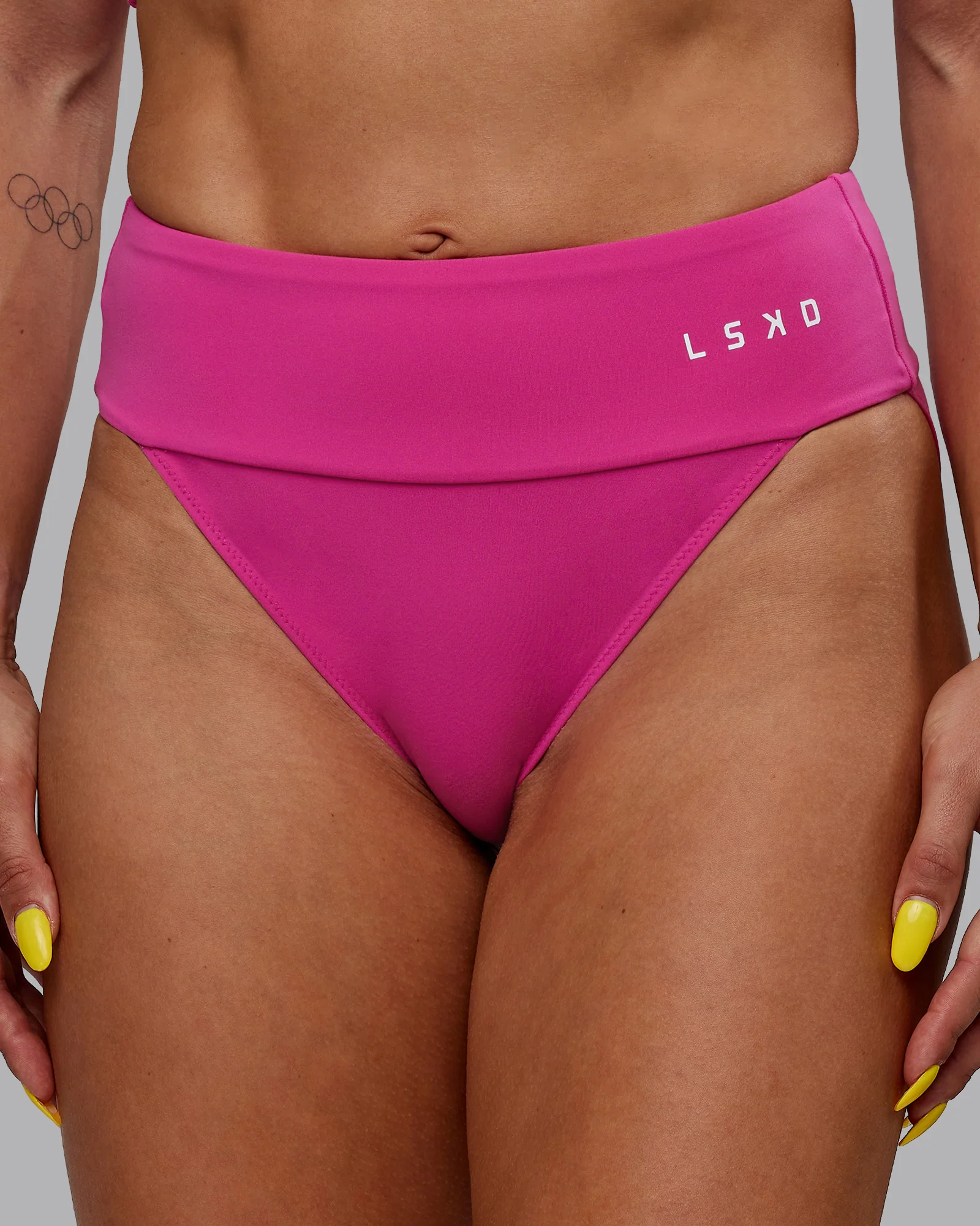 8240-elevate-sprinting-brief-fuchsia-pink-2.webp Elevate Sprinting Brief - Fuchsia Pink