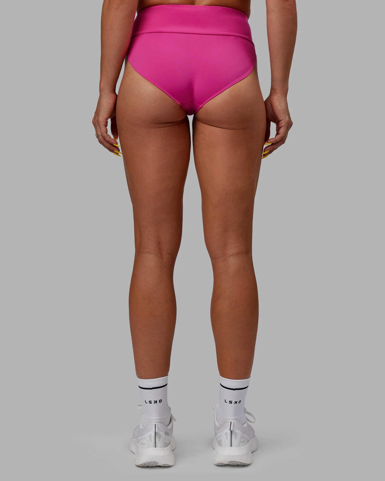 8240-elevate-sprinting-brief-fuchsia-pink-4.webp Elevate Sprinting Brief - Fuchsia Pink