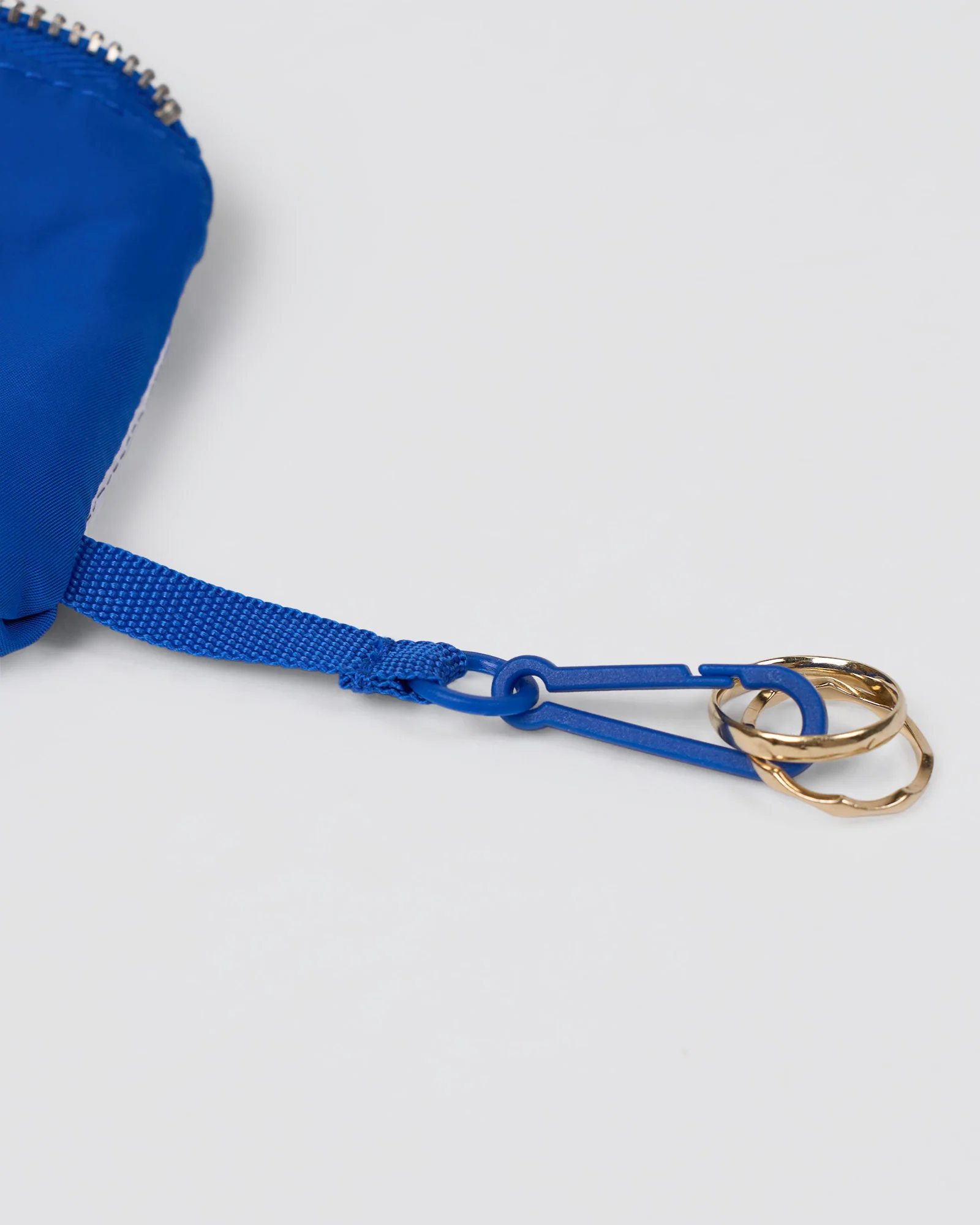 8300-go-to-wristlet-pouch-electric-indigo-3.webp Go-To Wristlet Pouch - Electric Indigo