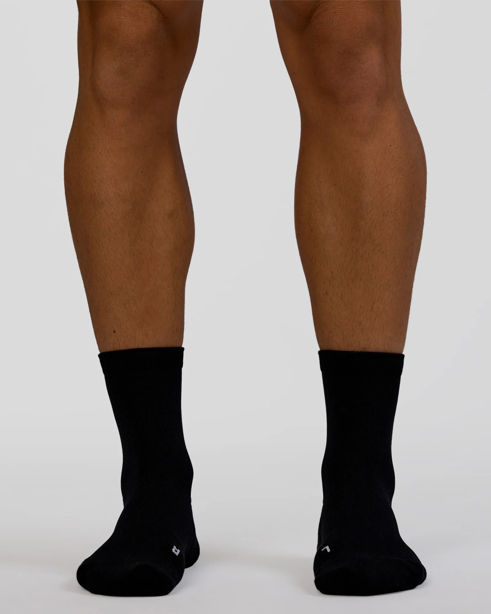 837-race-performance-quarter-socks-black-reflective-4.webp Race Performance Quarter Socks - Black-Reflective