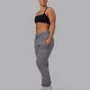 8404-mvp-quilted-track-pant-storm-front-geometric-11.webp MVP Quilted Track Pant - Storm Front-Geometric