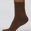 Signal Pilates Crew Grip Socks 2.0 - Hot Chocolate