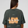 8465-abstract-haze-flxcotton-tee-carbon-green-cantaloupe-4.webp Abstract Haze FLXCotton Tee - Carbon Green-Cantaloupe