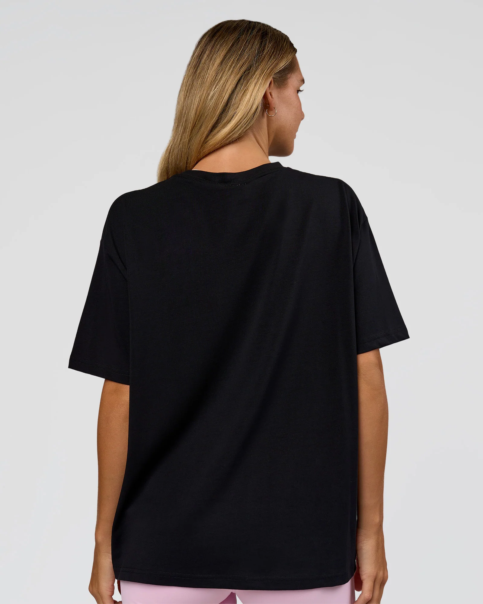 8536-go-to-1-better-every-day-flxcotton-oversized-tee-black-white-4.webp Go-To 1% Better Every Day FLXCotton Oversized Tee - Black-White