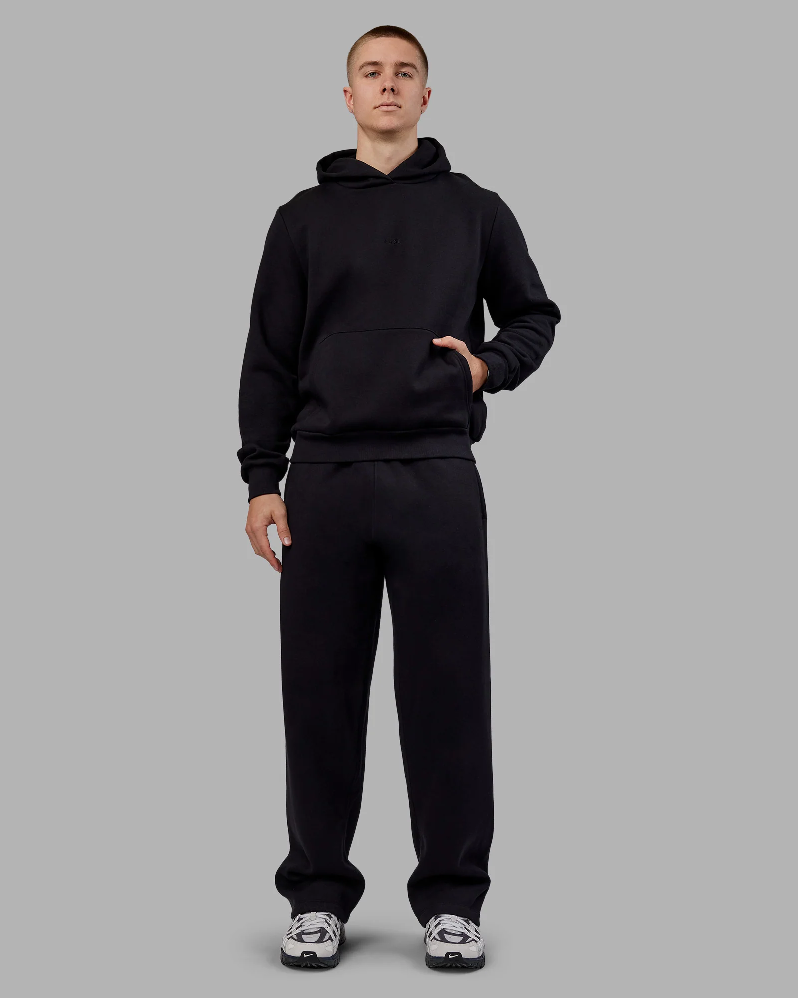 8577-mvp-regular-fit-hoodie-black-4.webp MVP Regular Fit Hoodie - Black