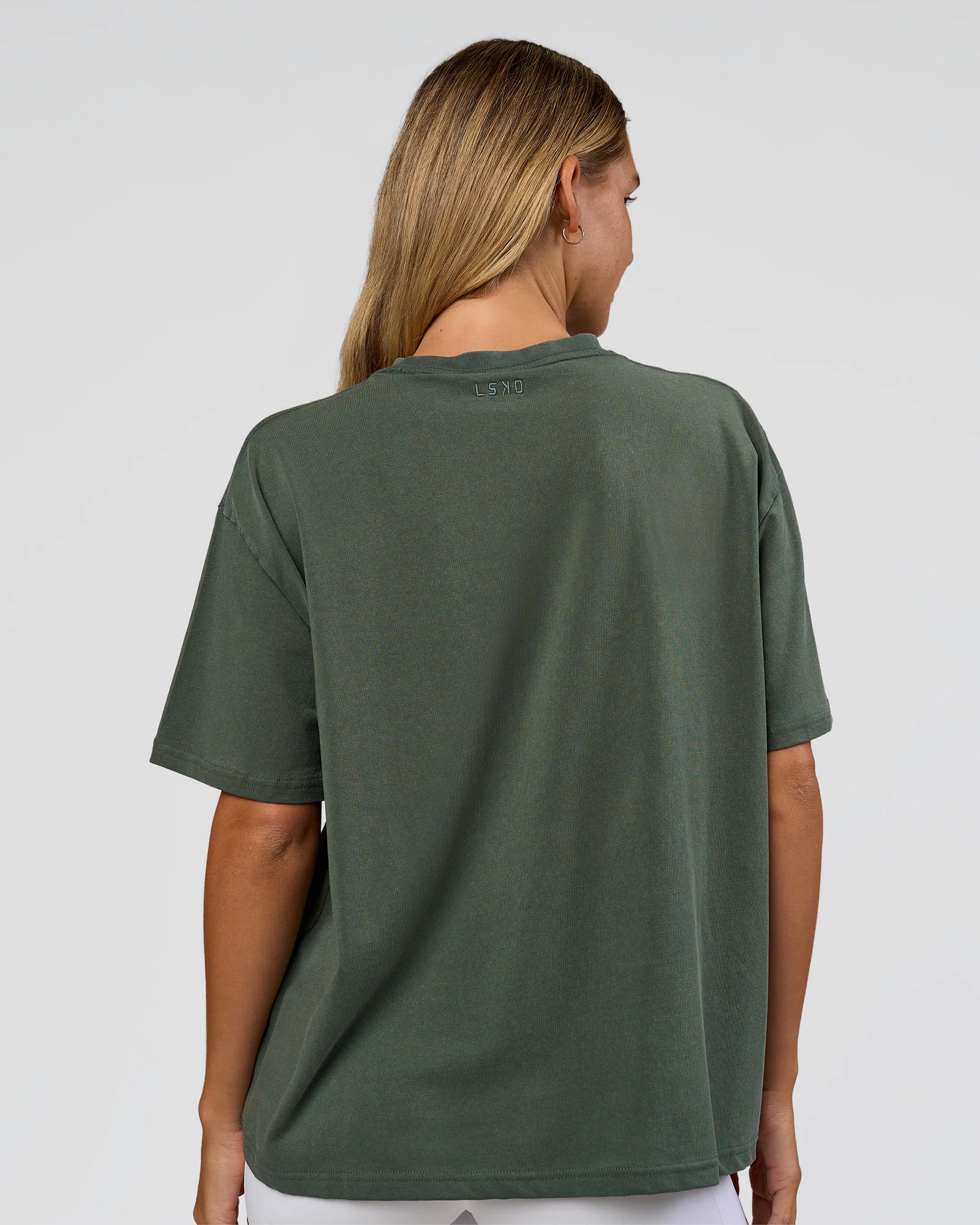 8594-go-to-1-better-every-day-flxcotton-oversized-tee-carbon-green-washed-white-4.webp Go-To 1% Better Every Day FLXCotton Oversized Tee - Carbon Green Washed-White