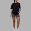 8633-1-better-value-series-flxcotton-tee-oversize-black-black-10.webp 1% Better Value Series FLXCotton Tee Oversize - Black-Black