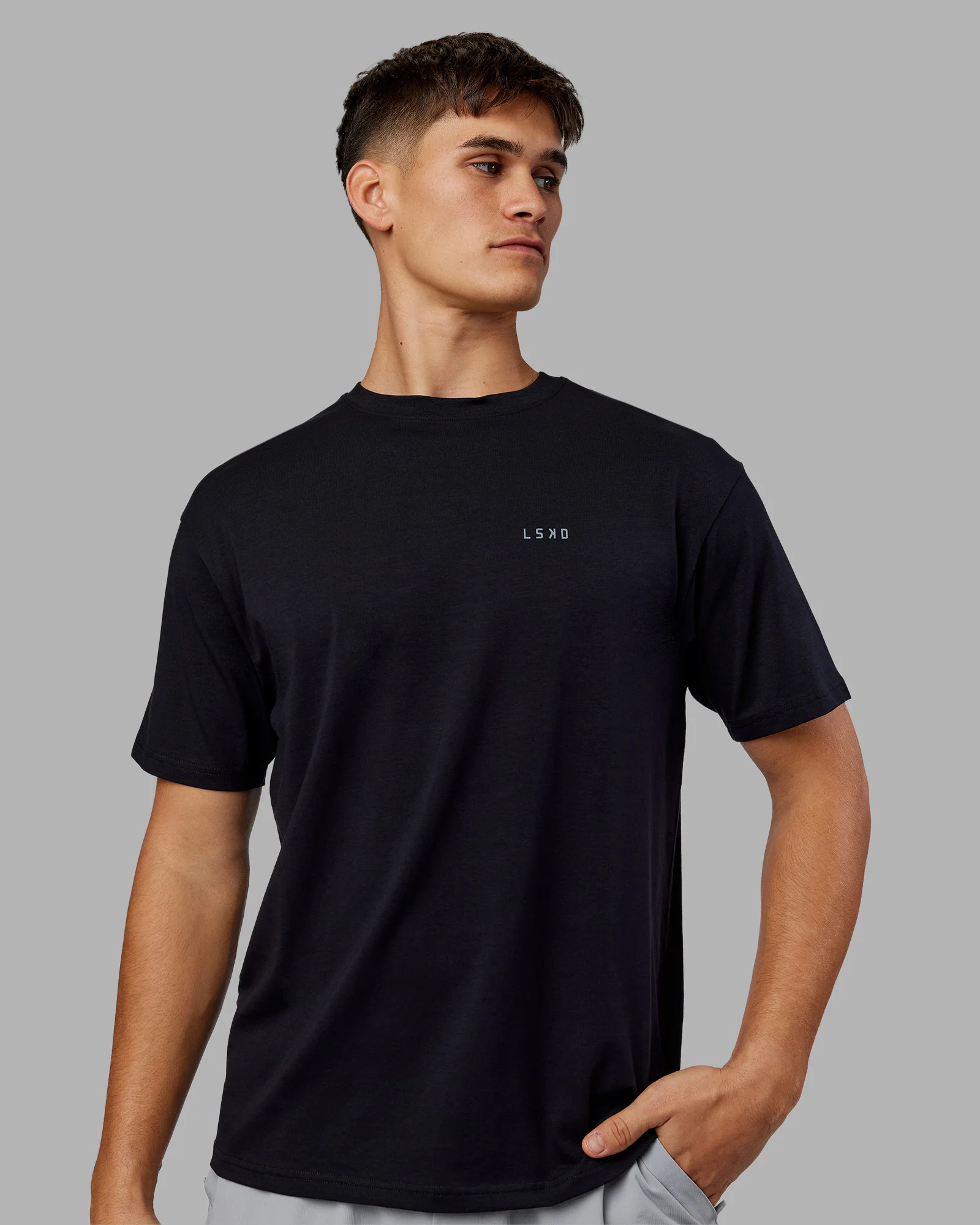 8633-1-better-value-series-flxcotton-tee-oversize-black-black-2.webp 1% Better Value Series FLXCotton Tee Oversize - Black-Black