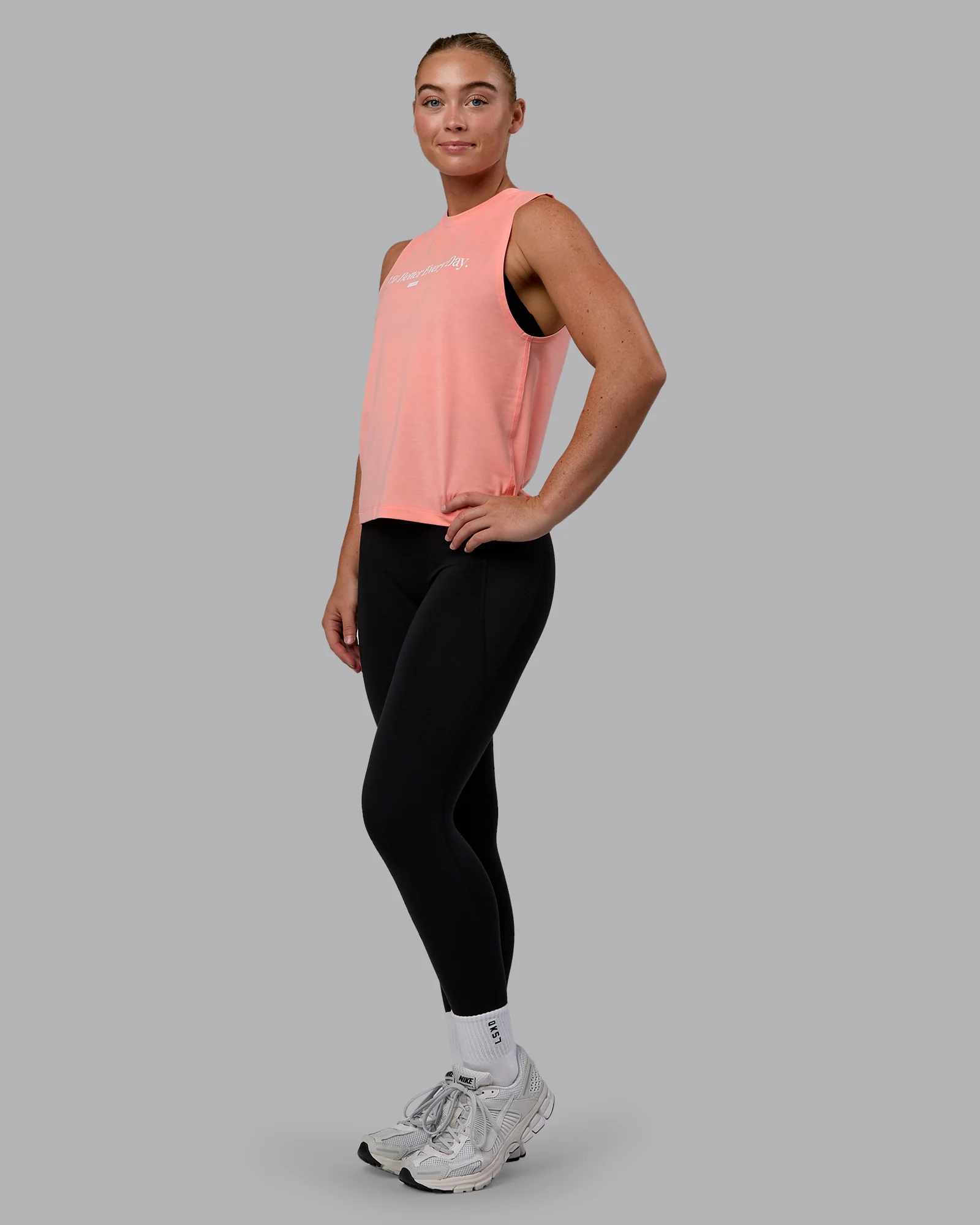 8642-unleash-1-better-training-tank-murex-shell-white-2.webp Unleash 1% Better Training Tank - Murex Shell-White