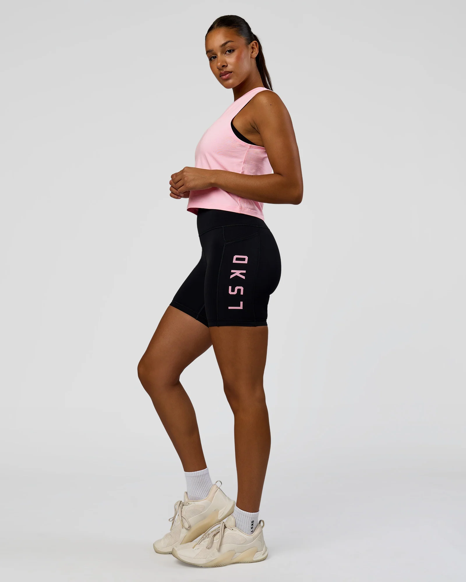 Rep Ultra High-Rise 6" Short Pockets - Black-Marshmallow