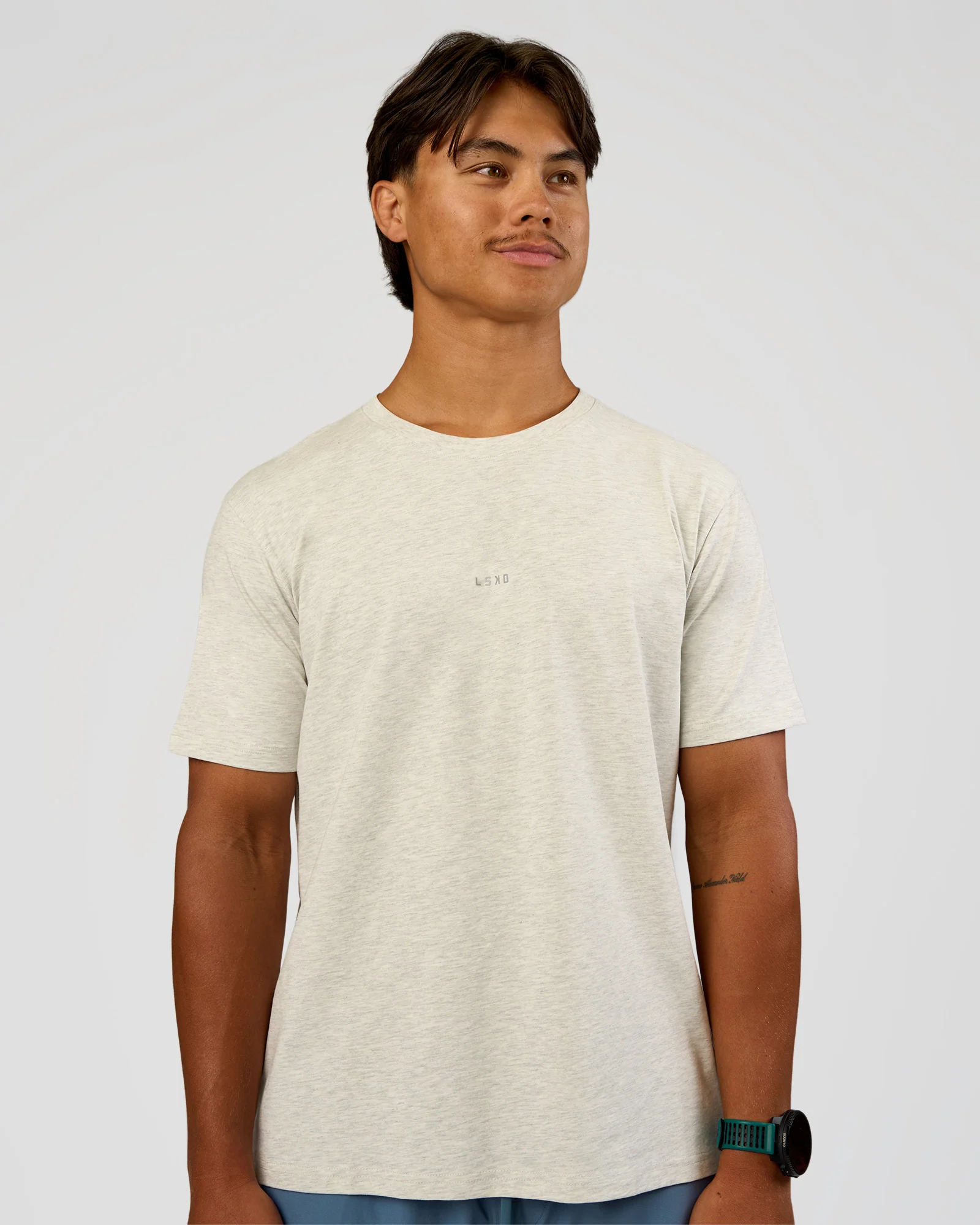 8815-base-heavyweight-flxcotton-tee-regular-fit-8cm-silver-marl-1.webp Base Heavyweight FLXCotton Tee Regular Fit -8cm - Silver Marl